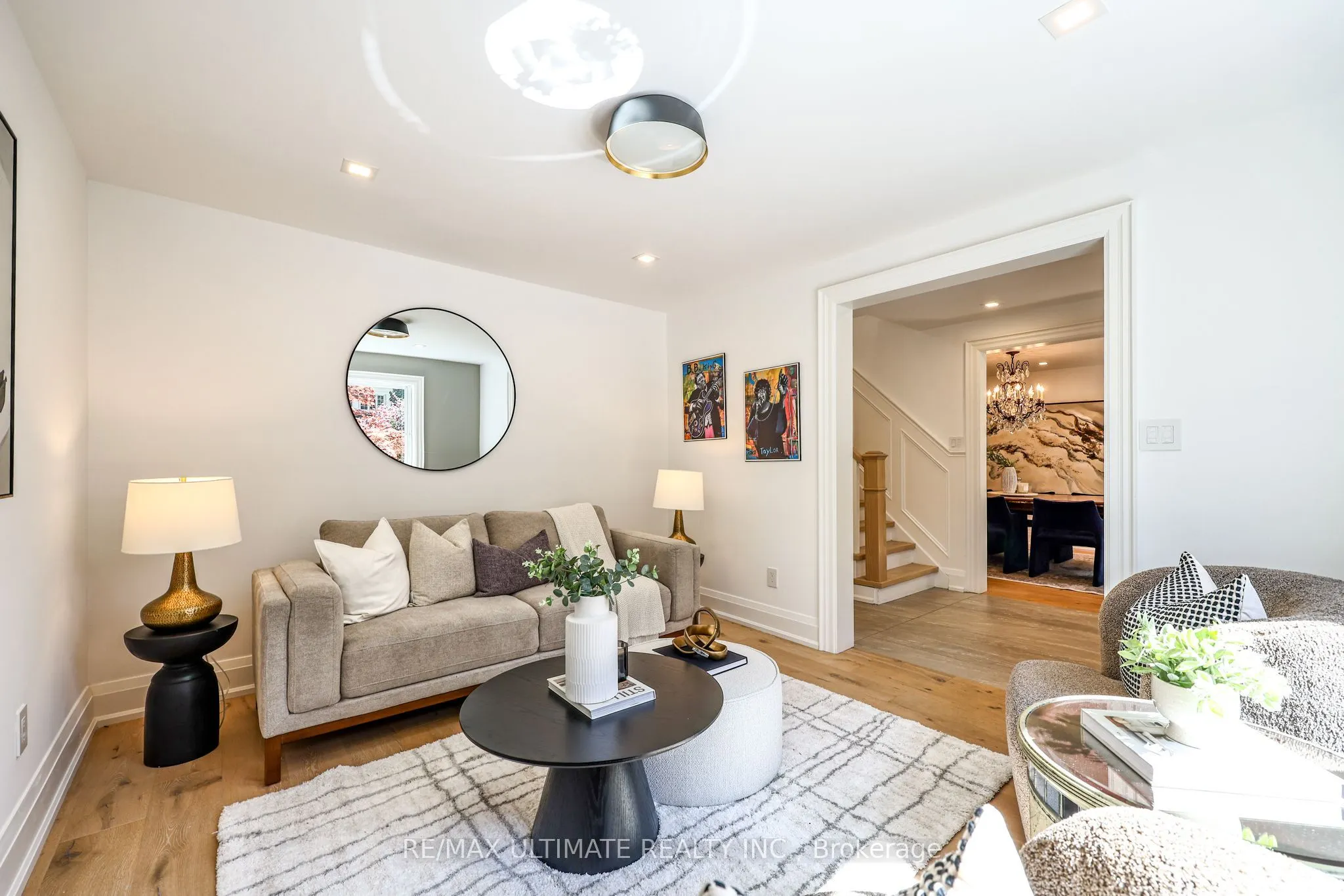 10 Field Avenue