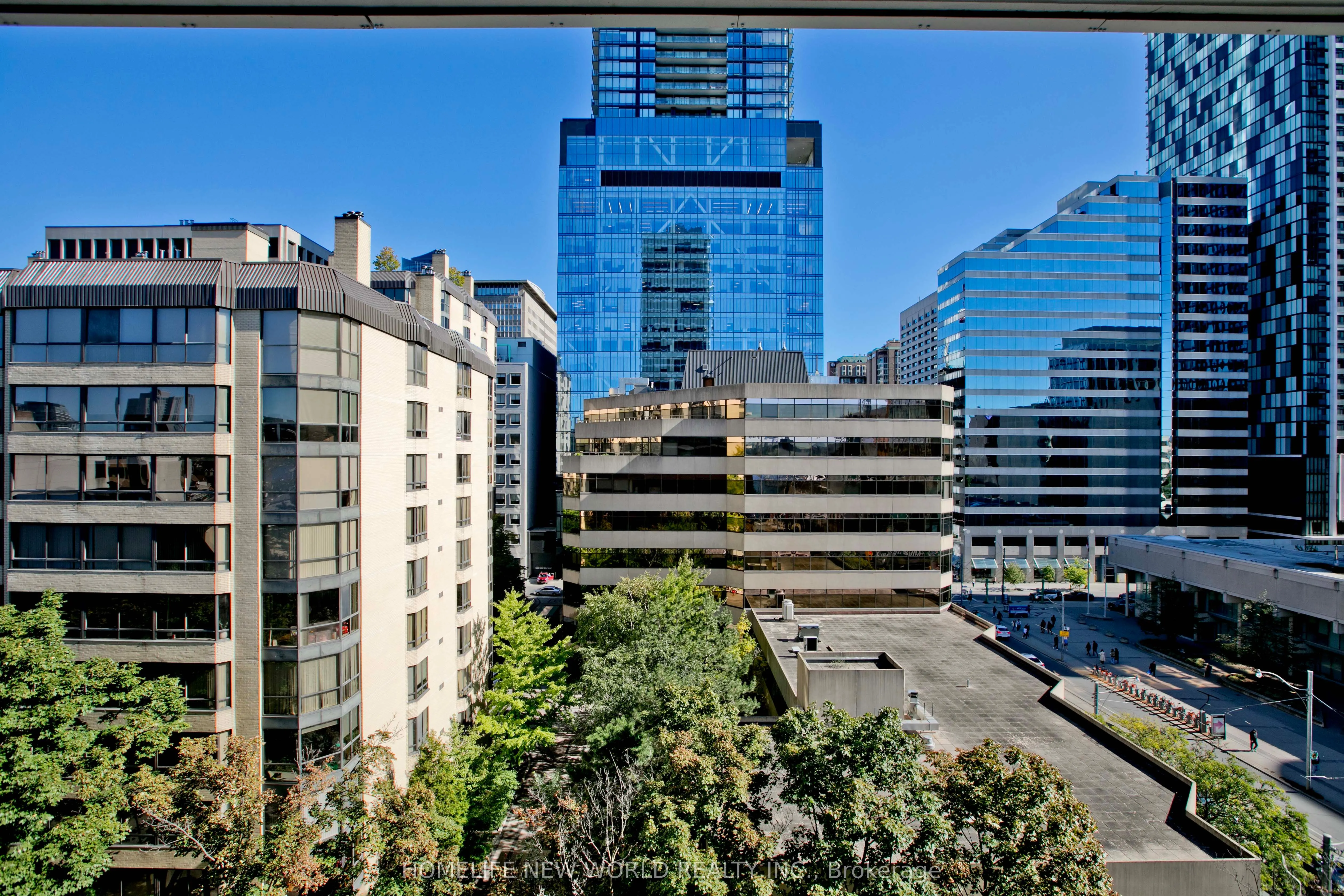 280 Dundas Street W #603