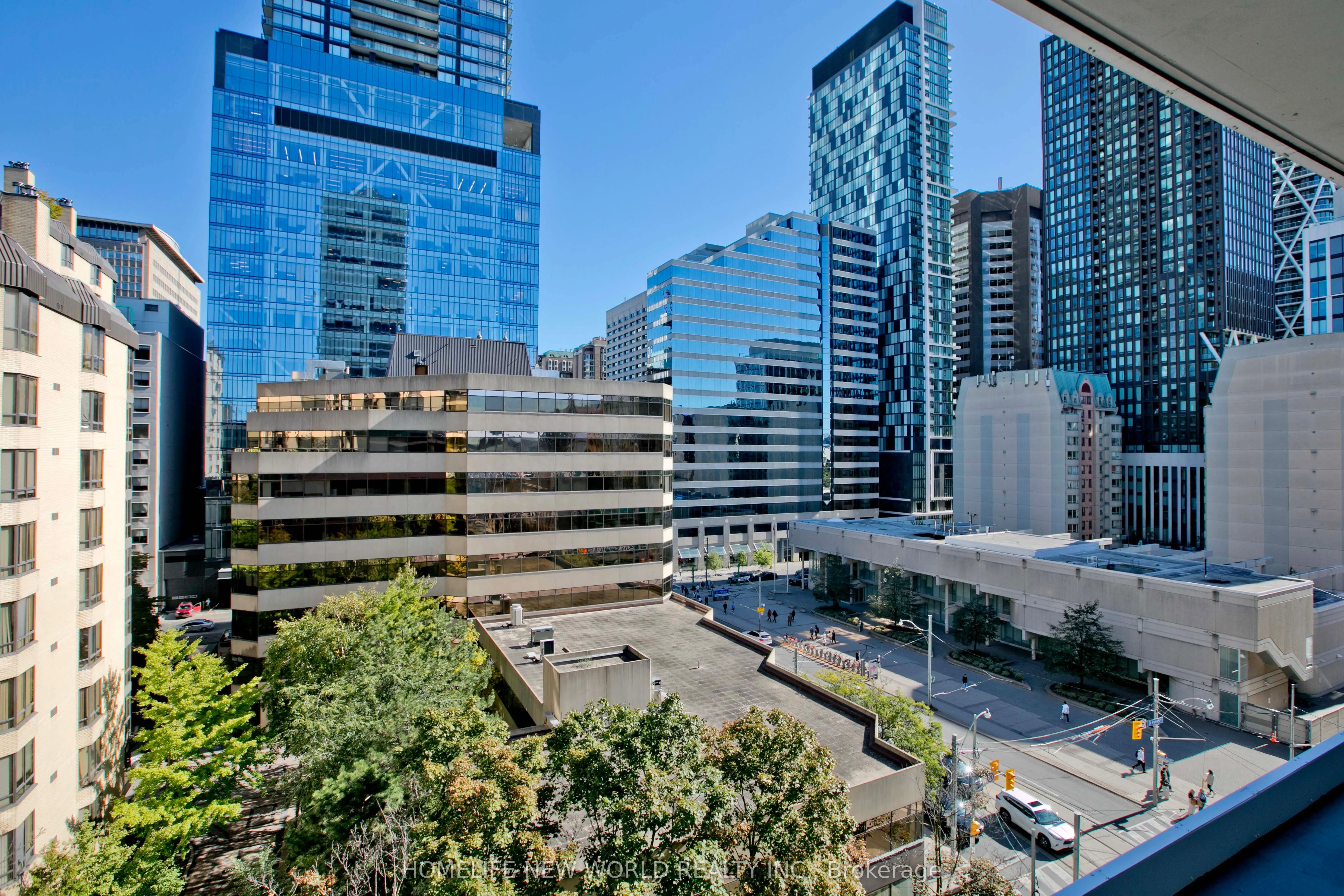 280 Dundas Street W #603