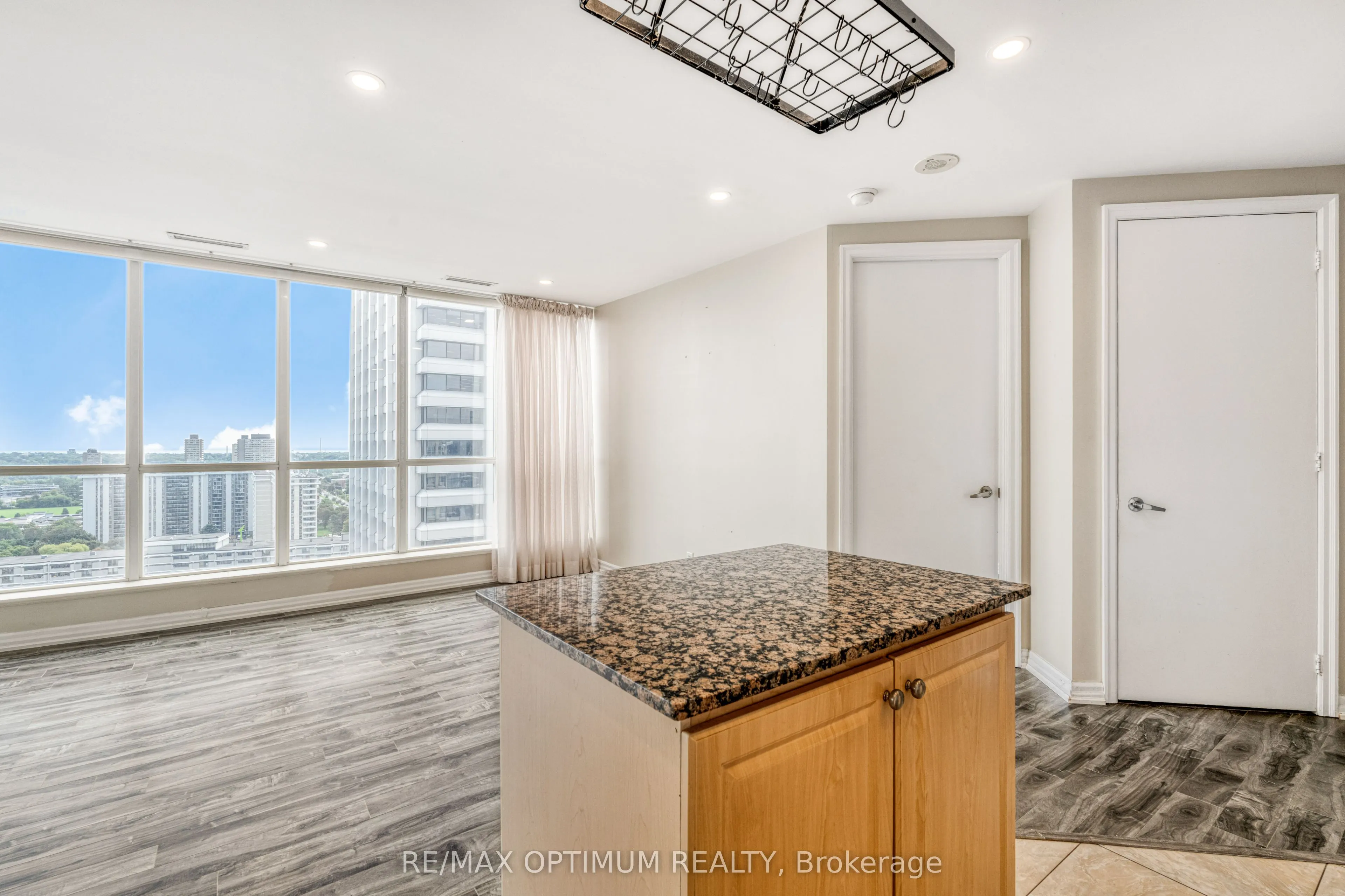 797 Don Mills Road #UPH211
