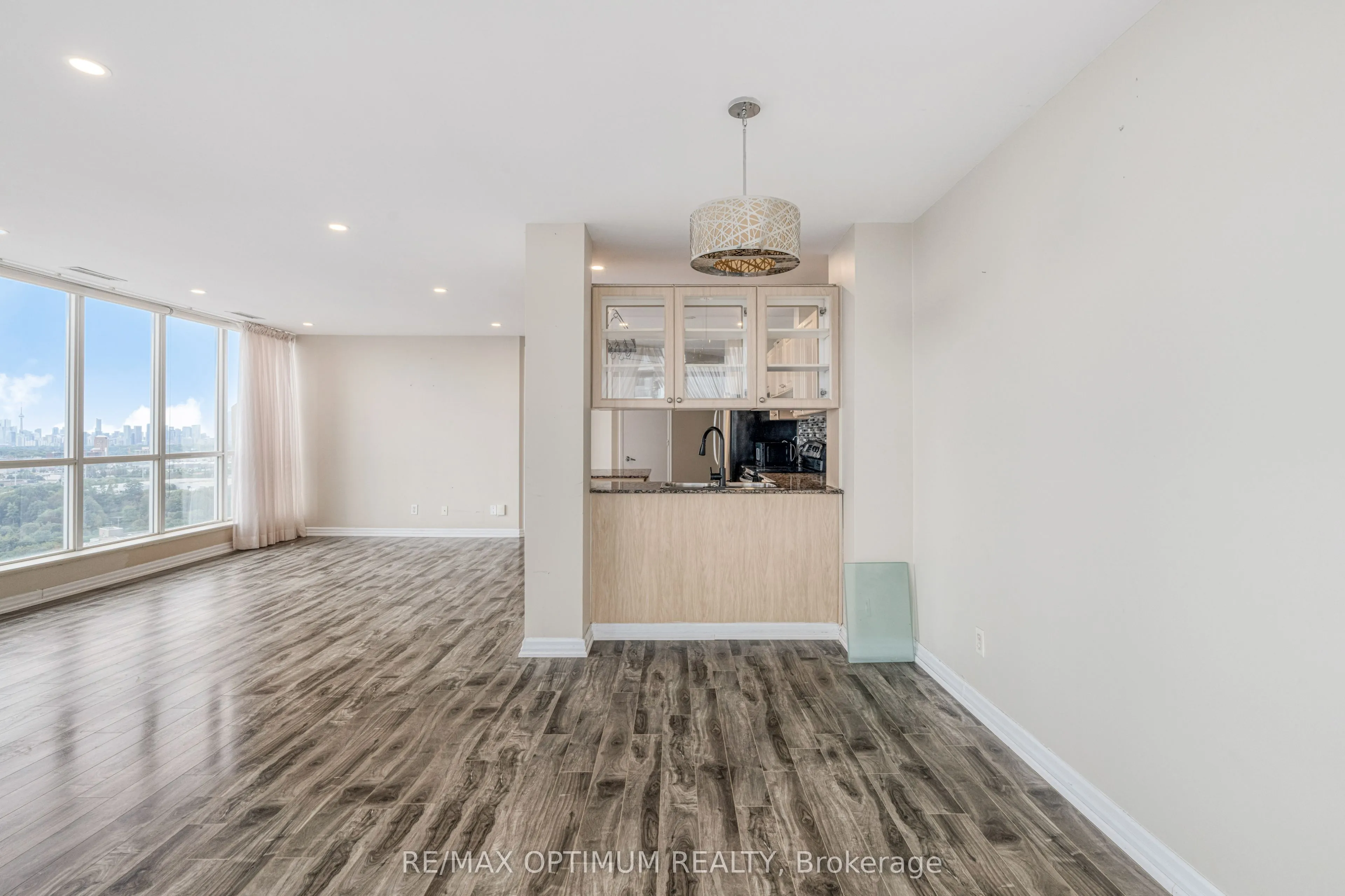797 Don Mills Road #UPH211