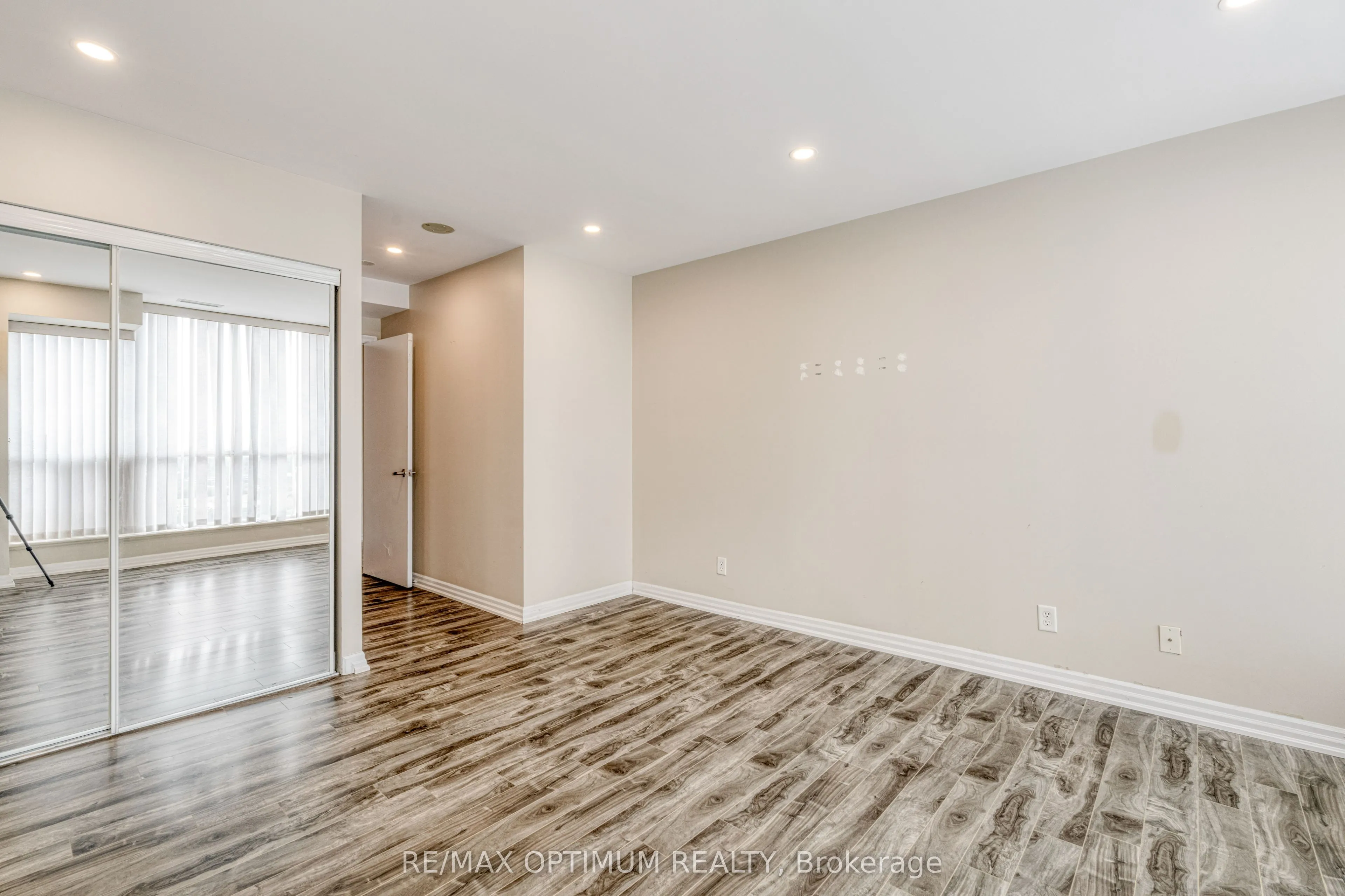 797 Don Mills Road #UPH211