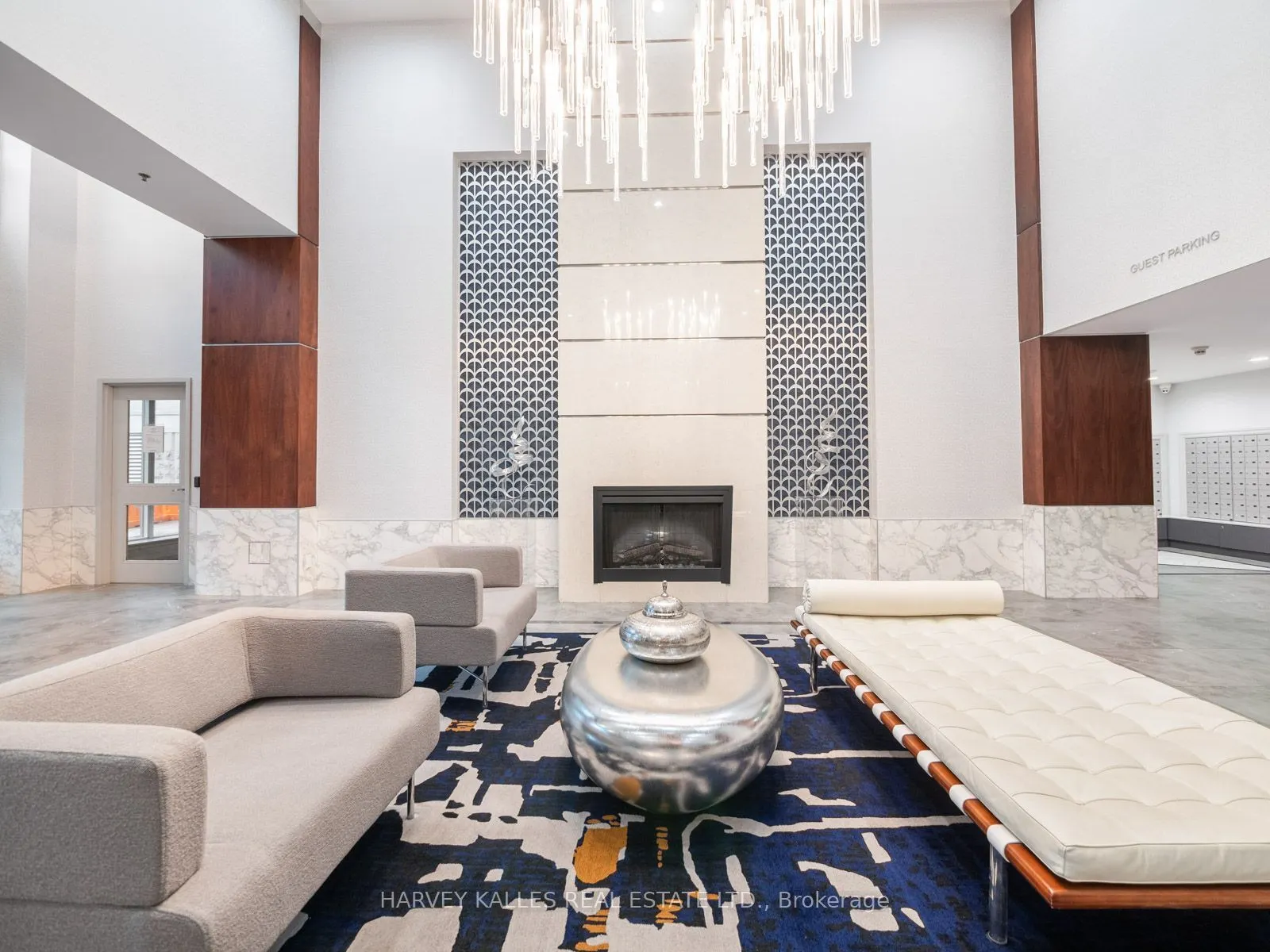 17 Barberry Place #1814