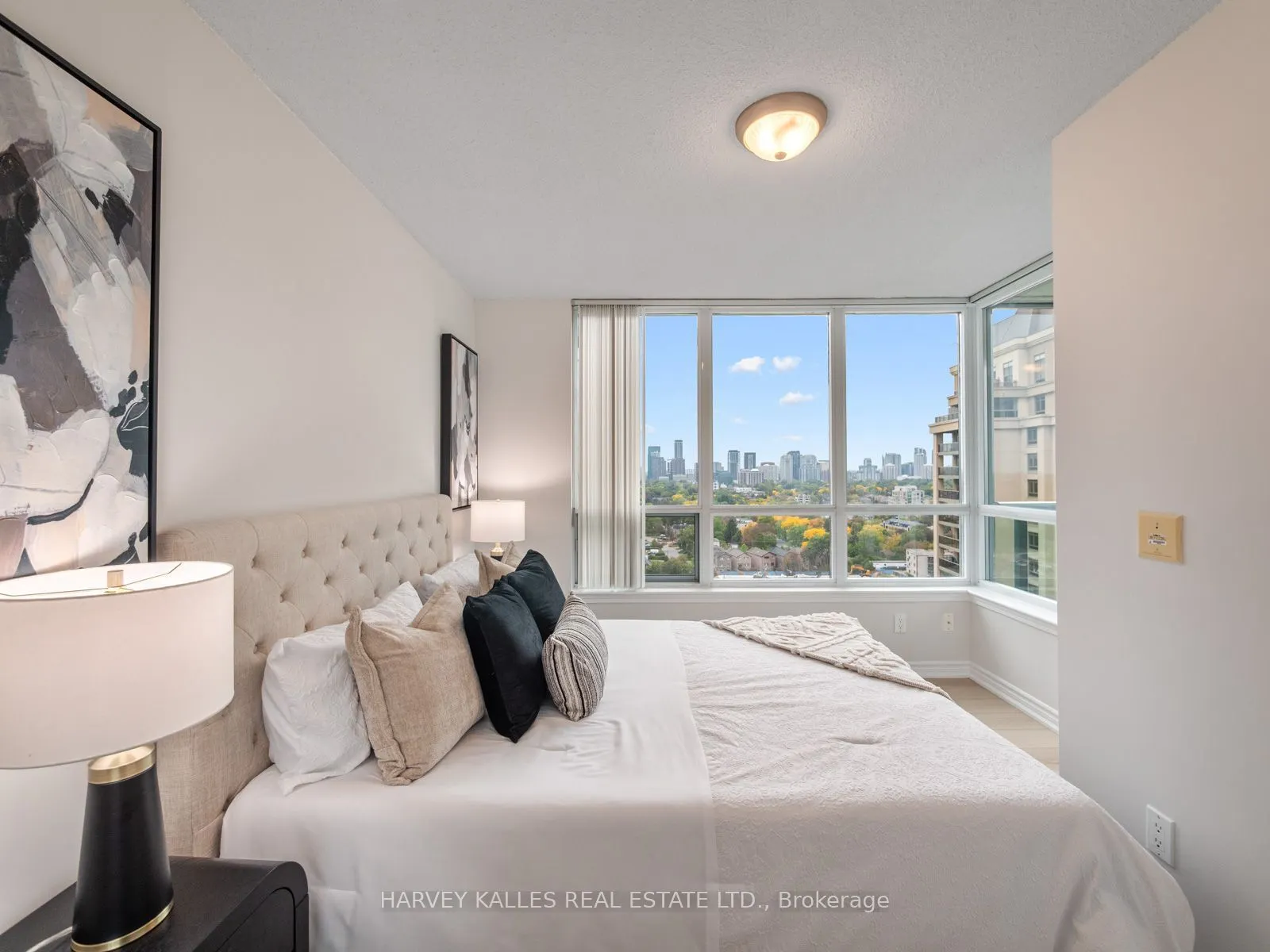 17 Barberry Place #1814
