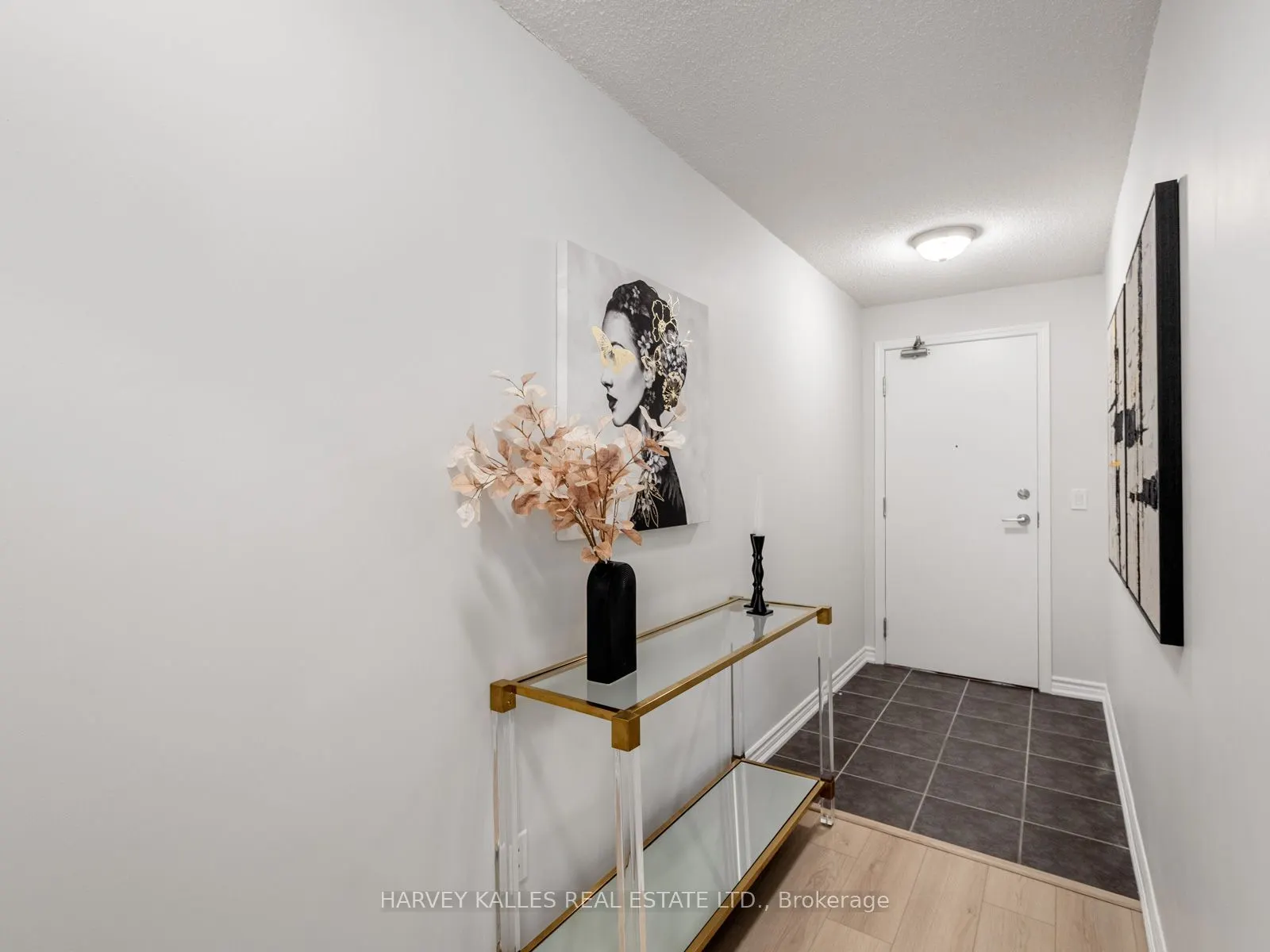 17 Barberry Place #1814