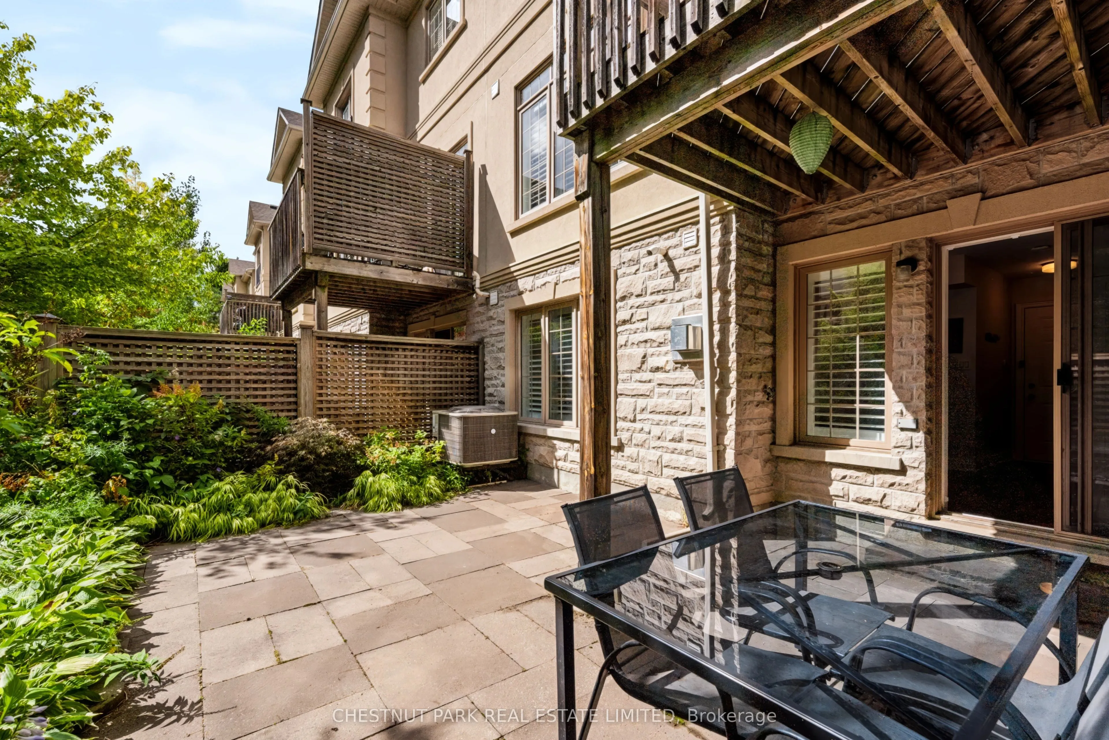 69 Bloorview Place #18