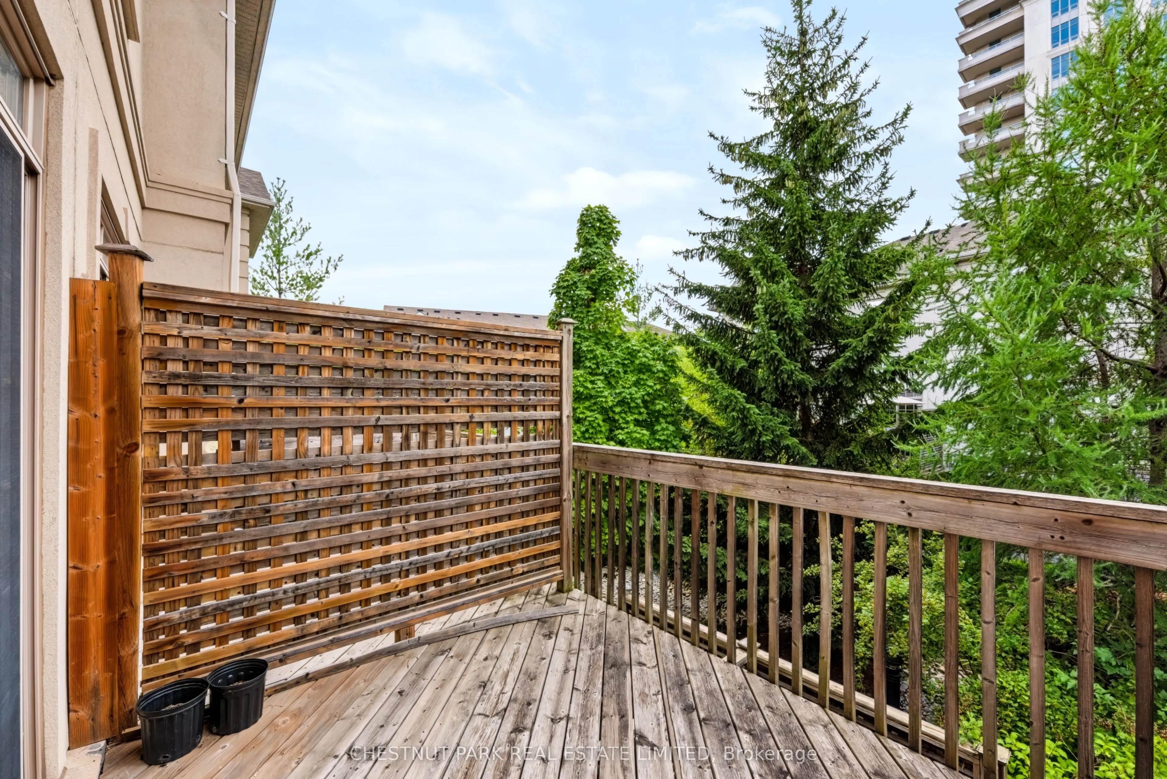 69 Bloorview Place #18