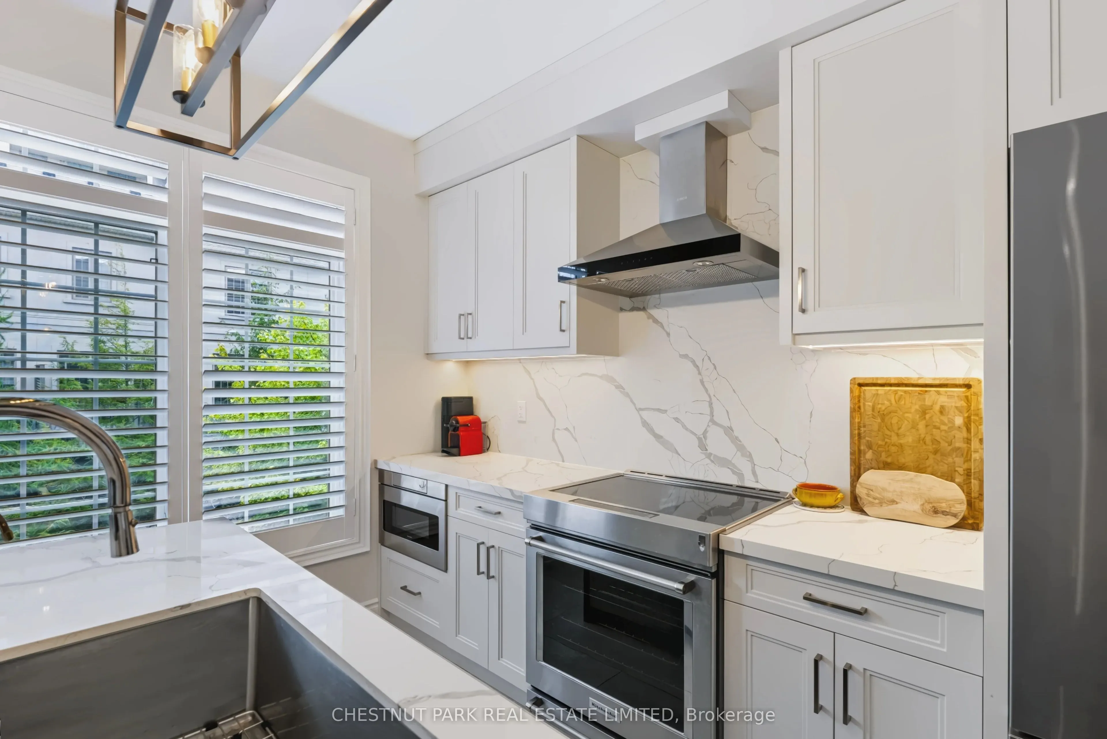 69 Bloorview Place #18