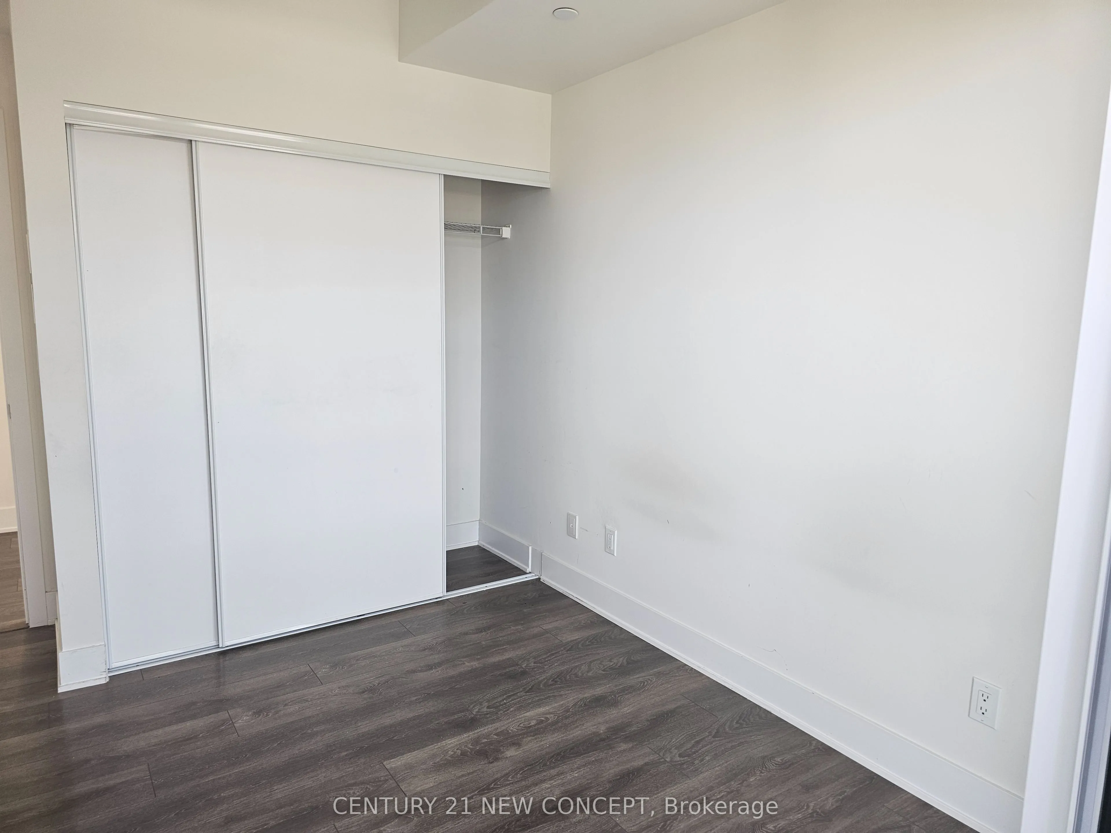 188 Fairview  Mall Drive #2015