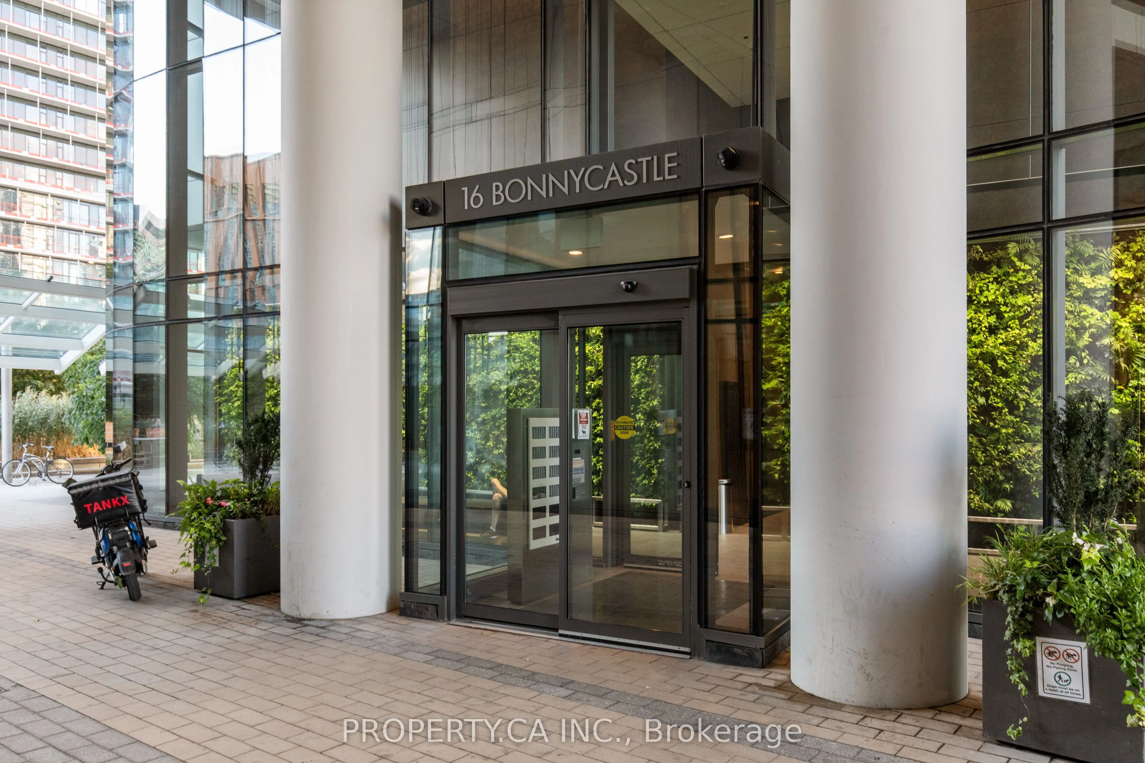 12 Bonnycastle Street #710