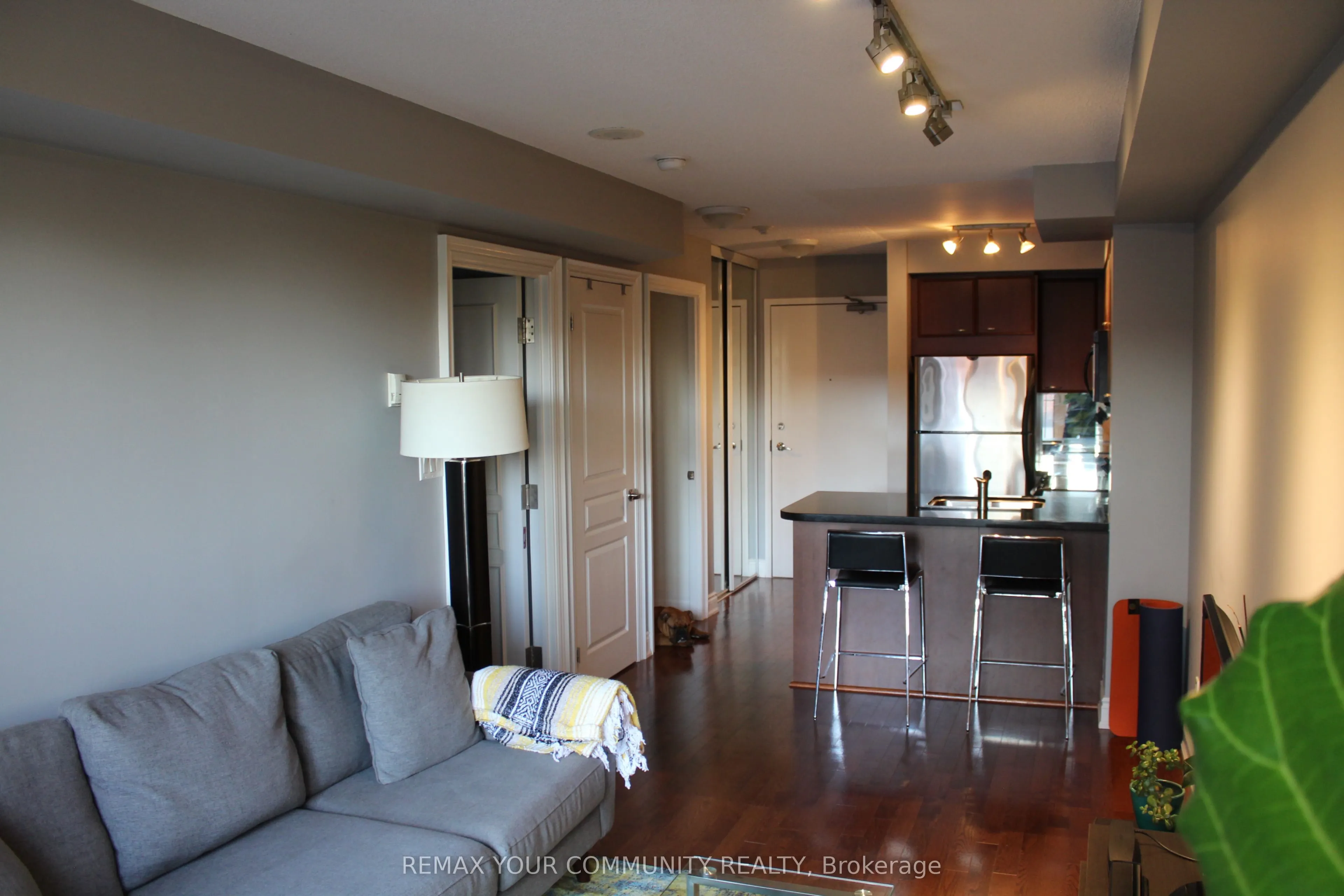 308 Palmerston Avenue #518