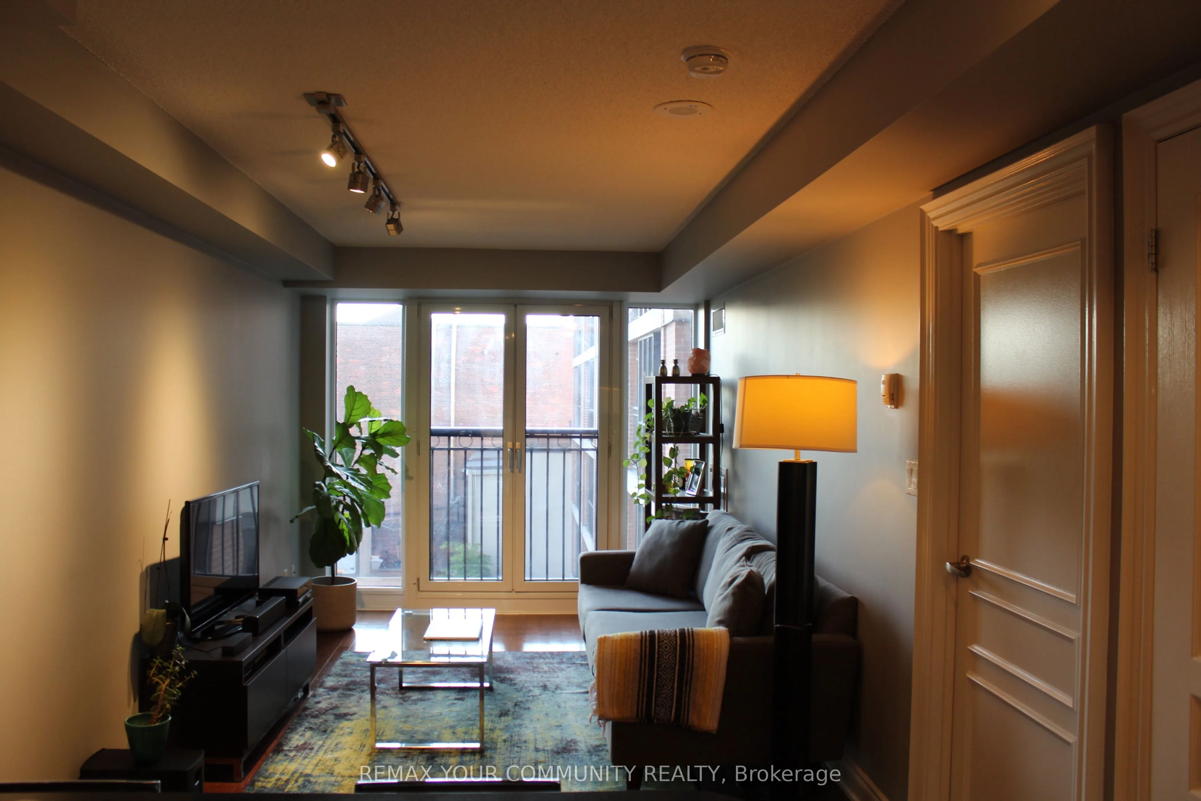 308 Palmerston Avenue #518