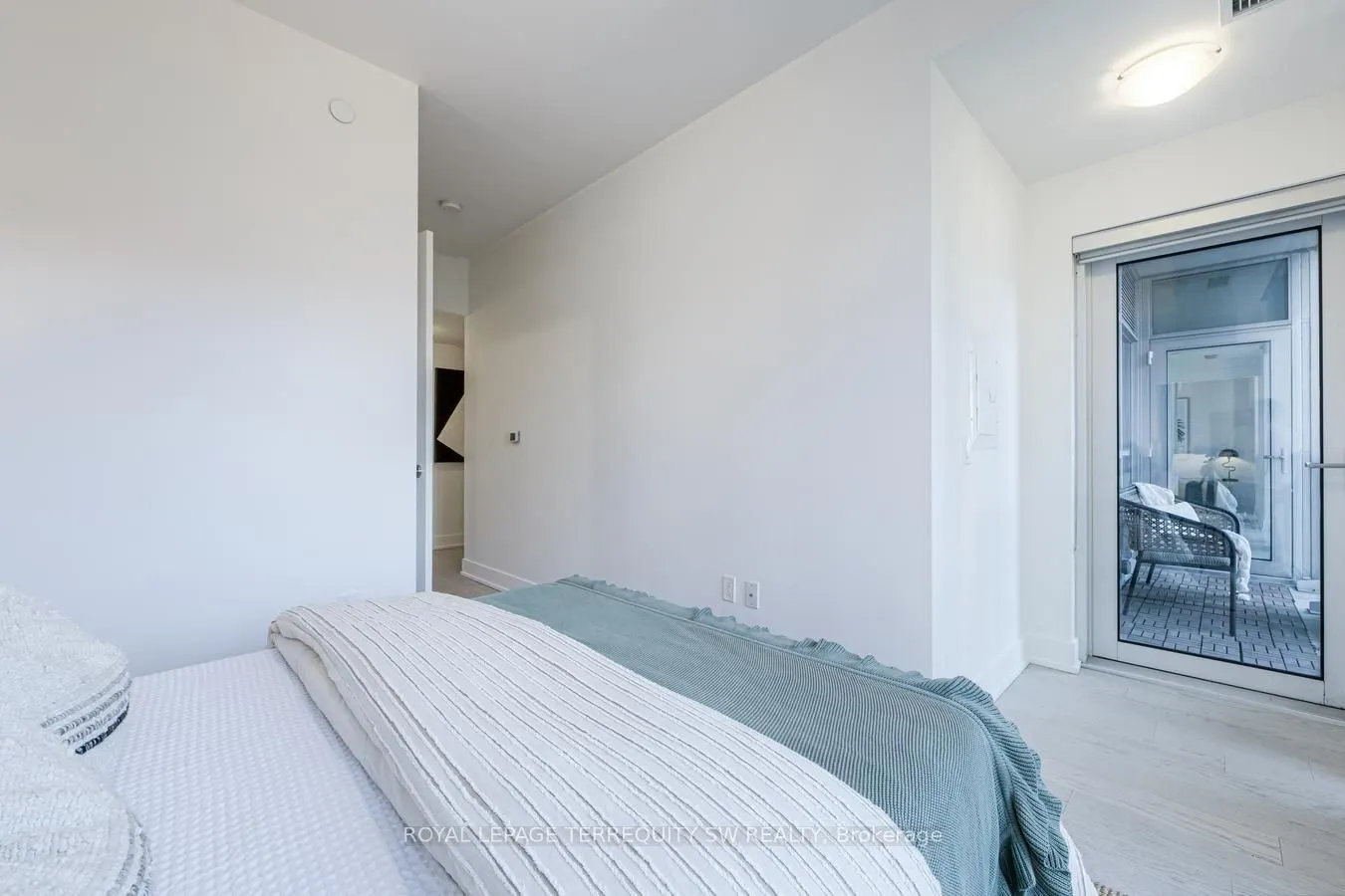 1 Yorkville Avenue #809
