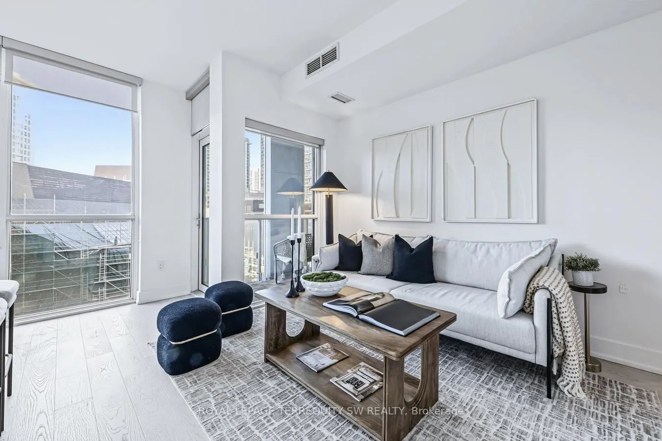 1 Yorkville Avenue #809