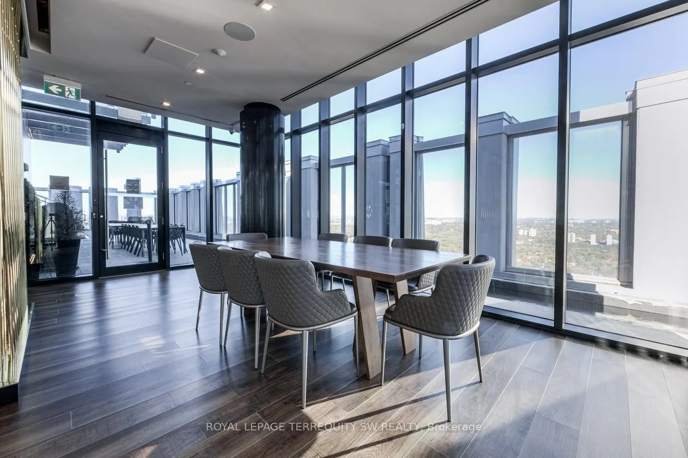 1 Yorkville Avenue #809