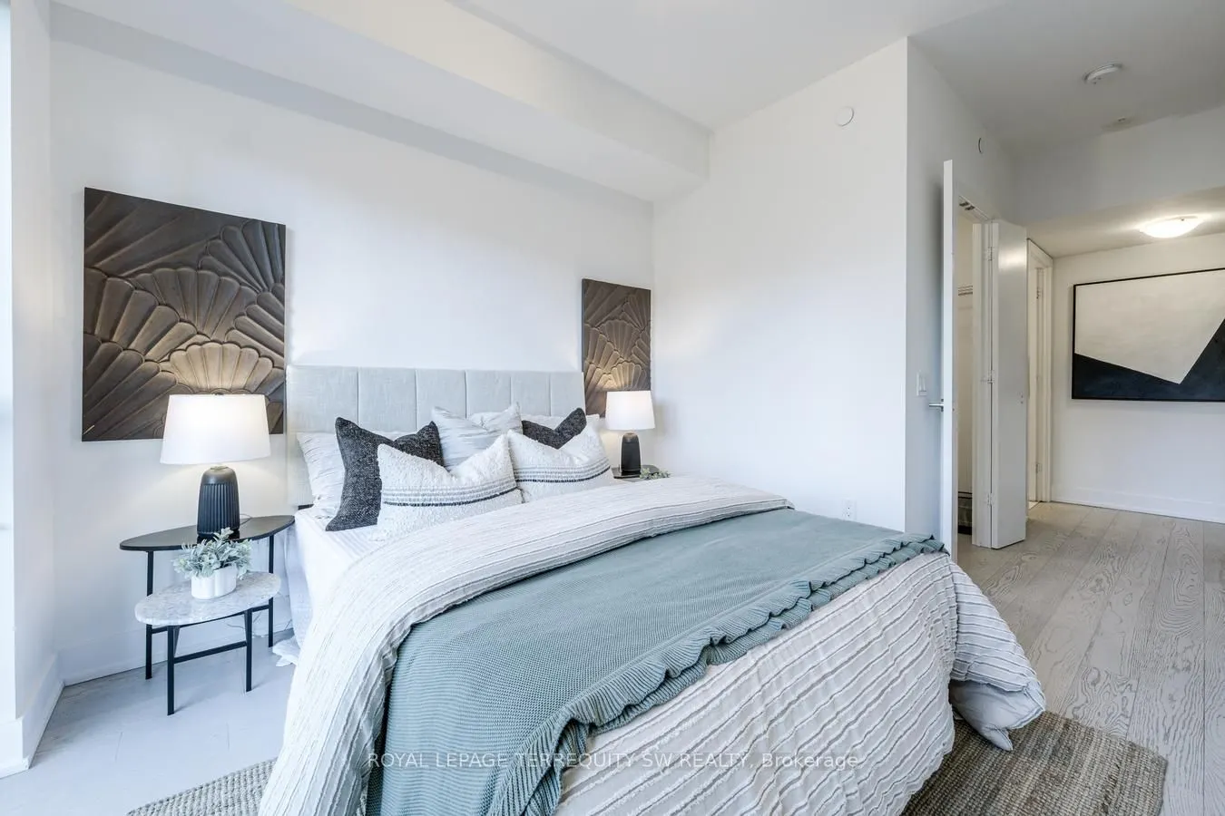 1 Yorkville Avenue #809