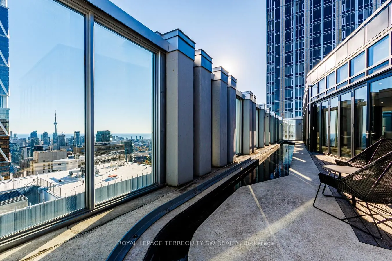 1 Yorkville Avenue #809