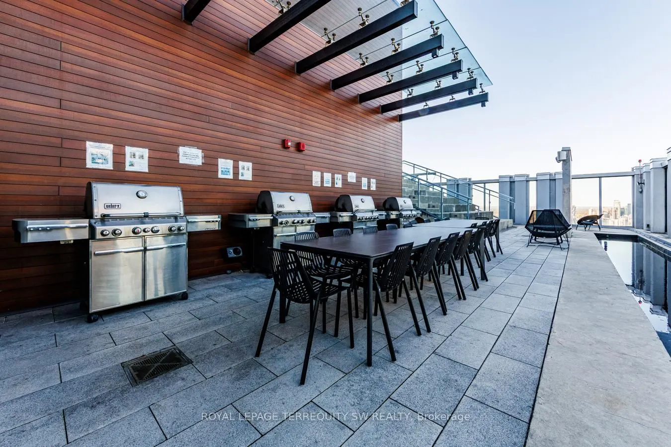 1 Yorkville Avenue #809