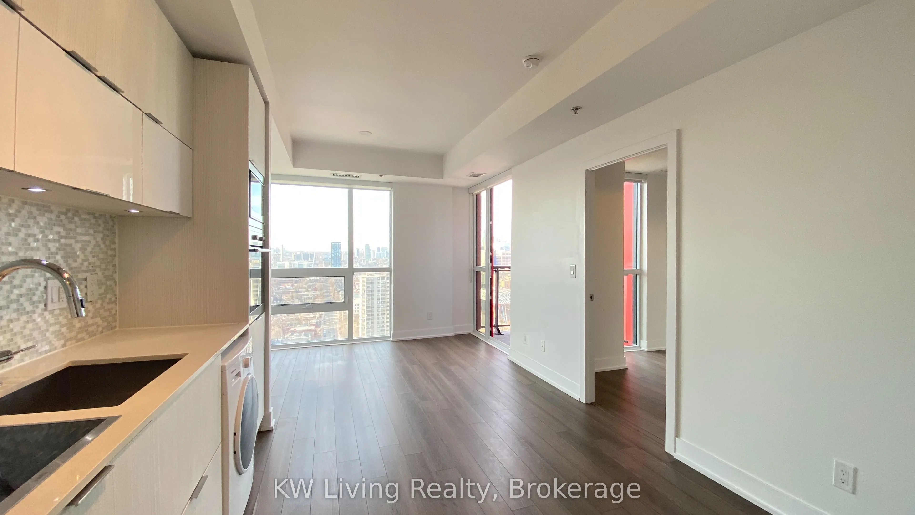 318 Richmond Street W #2802