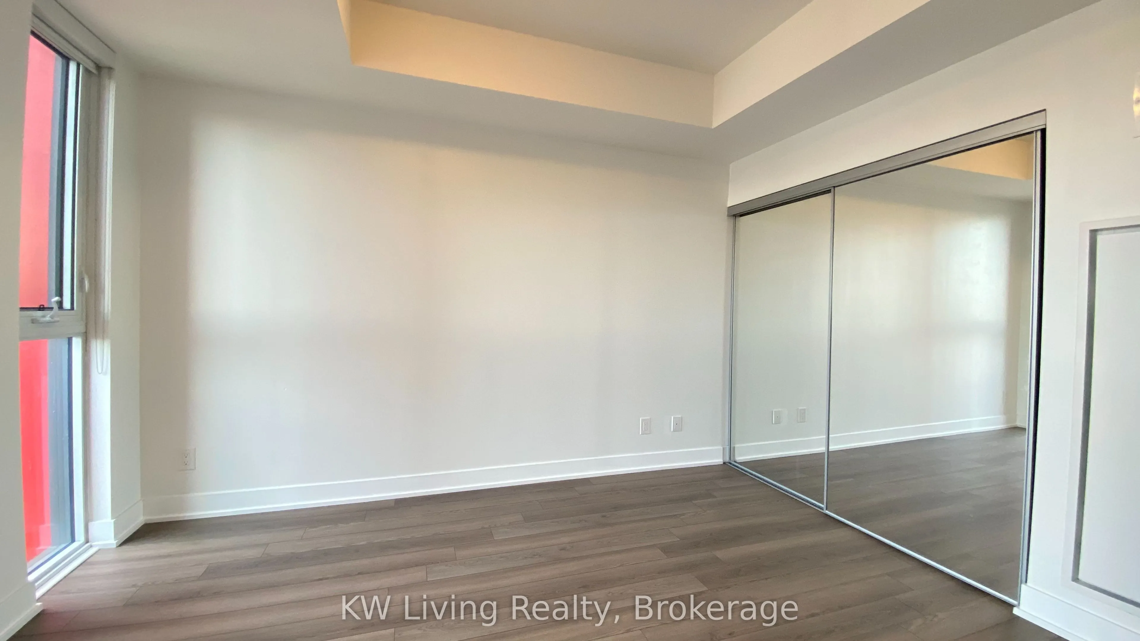 318 Richmond Street W #2802