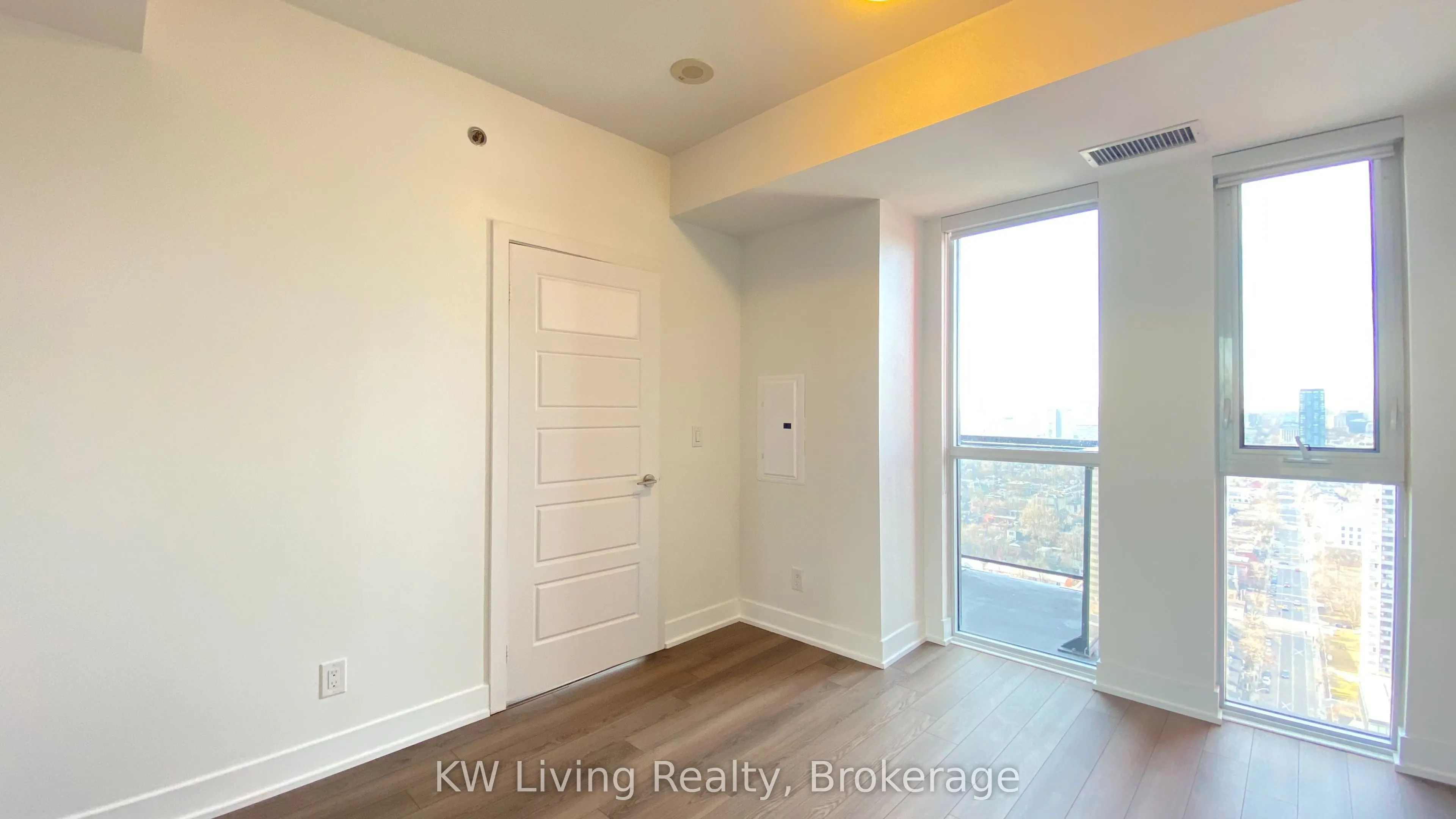 318 Richmond Street W #2802