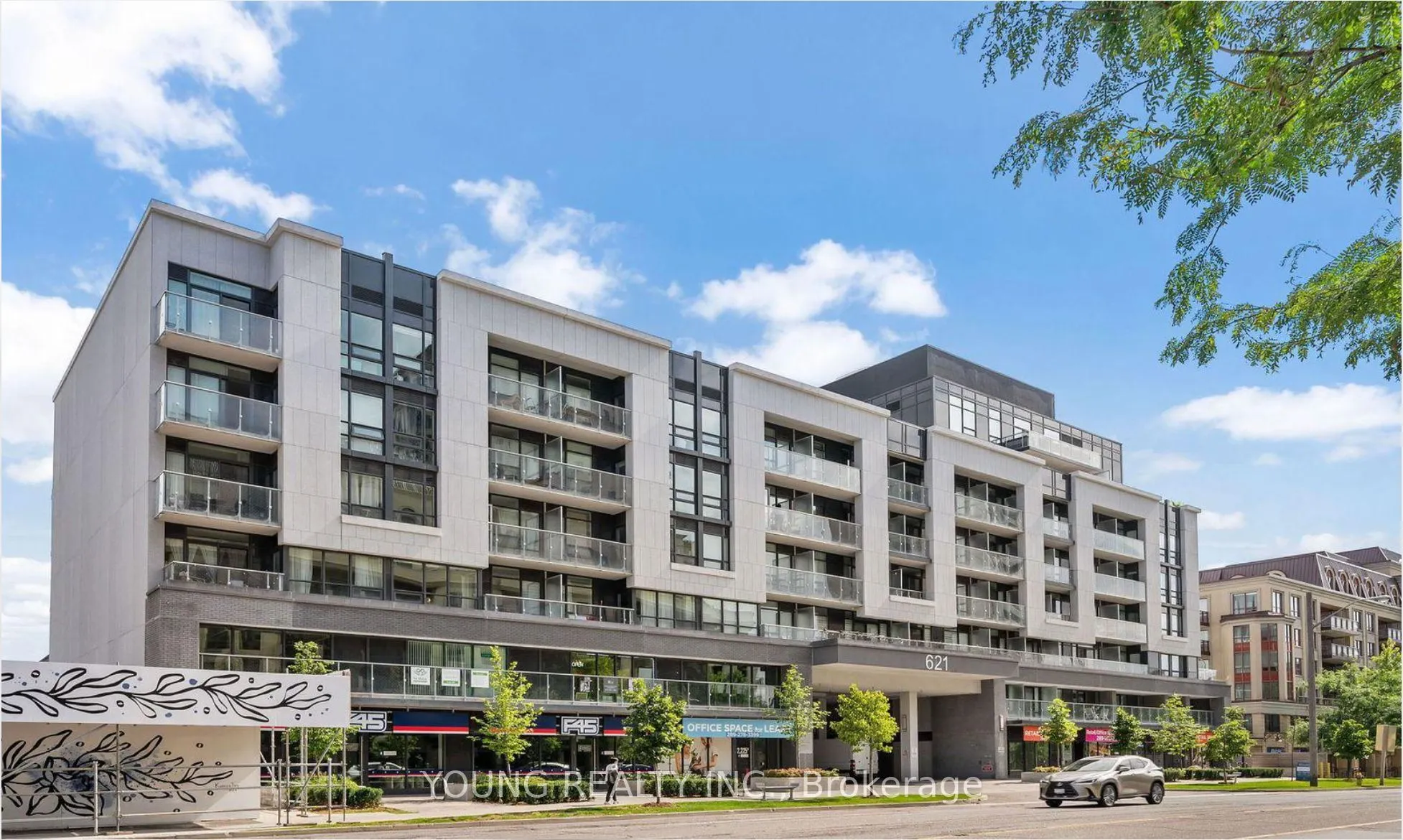 621 Sheppard Avenue E #737