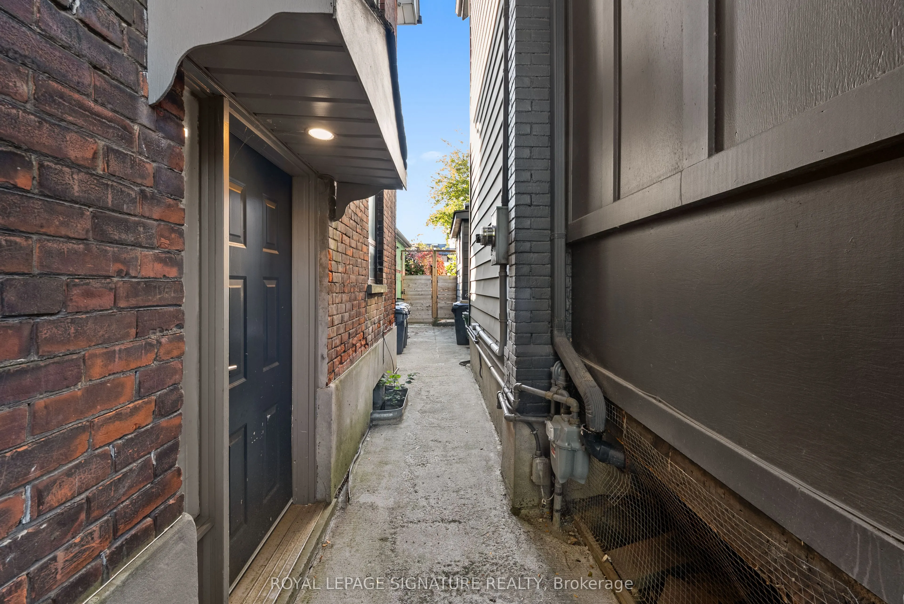 540 Crawford Street