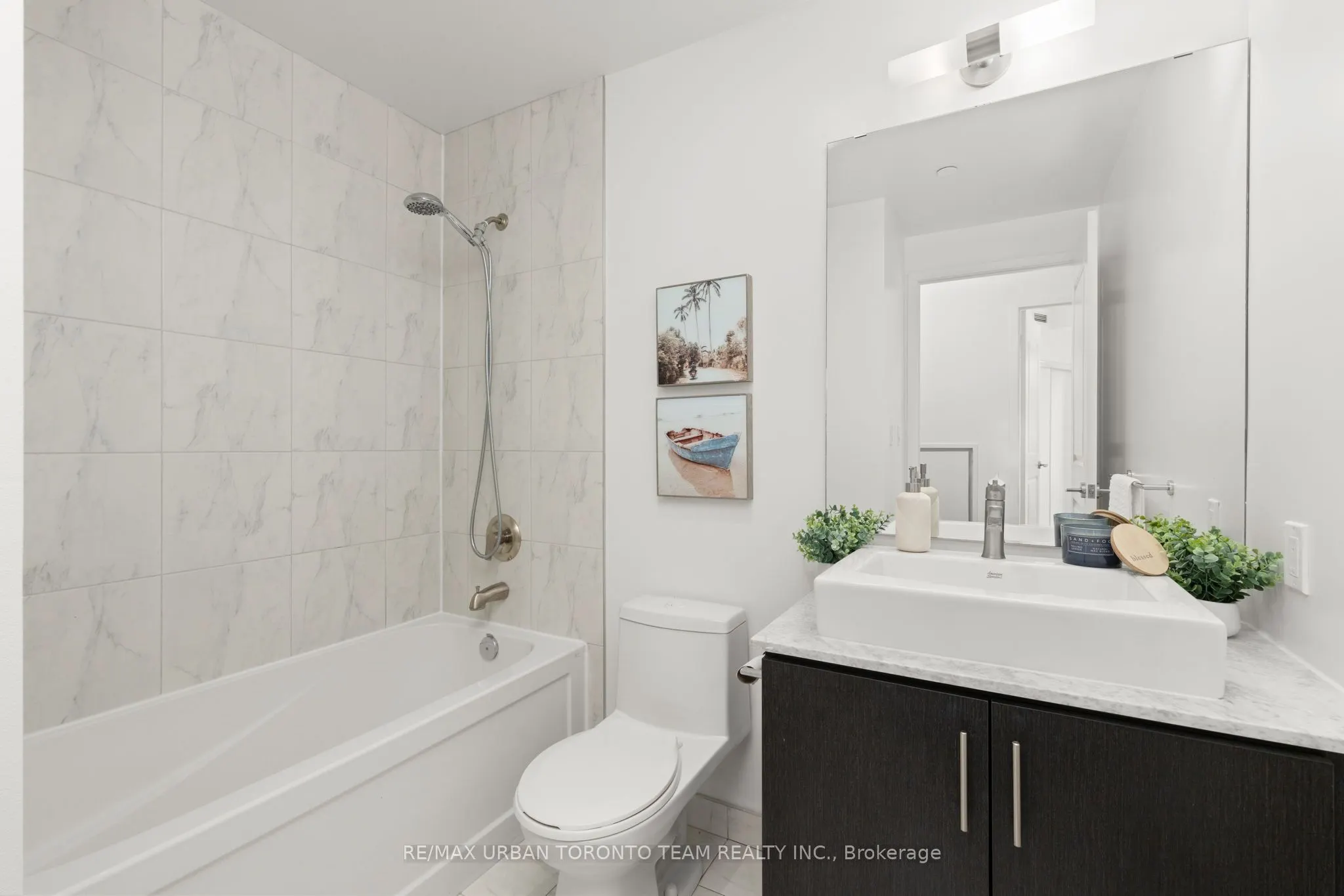 1 The Esplanade Avenue #2104