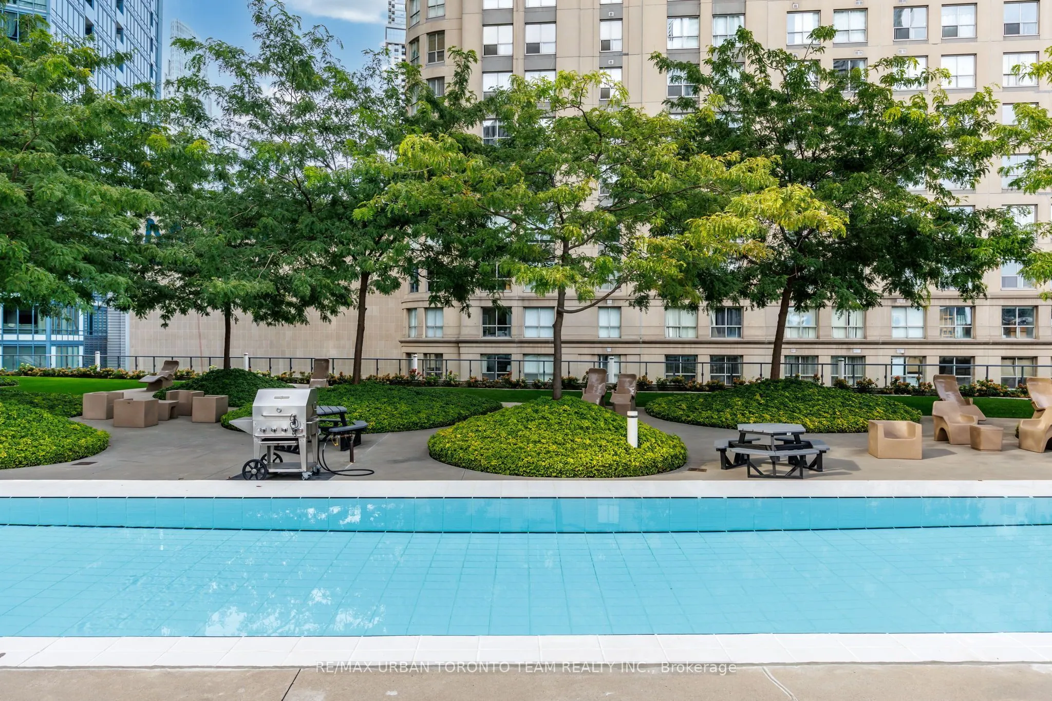 1 The Esplanade Avenue #2104
