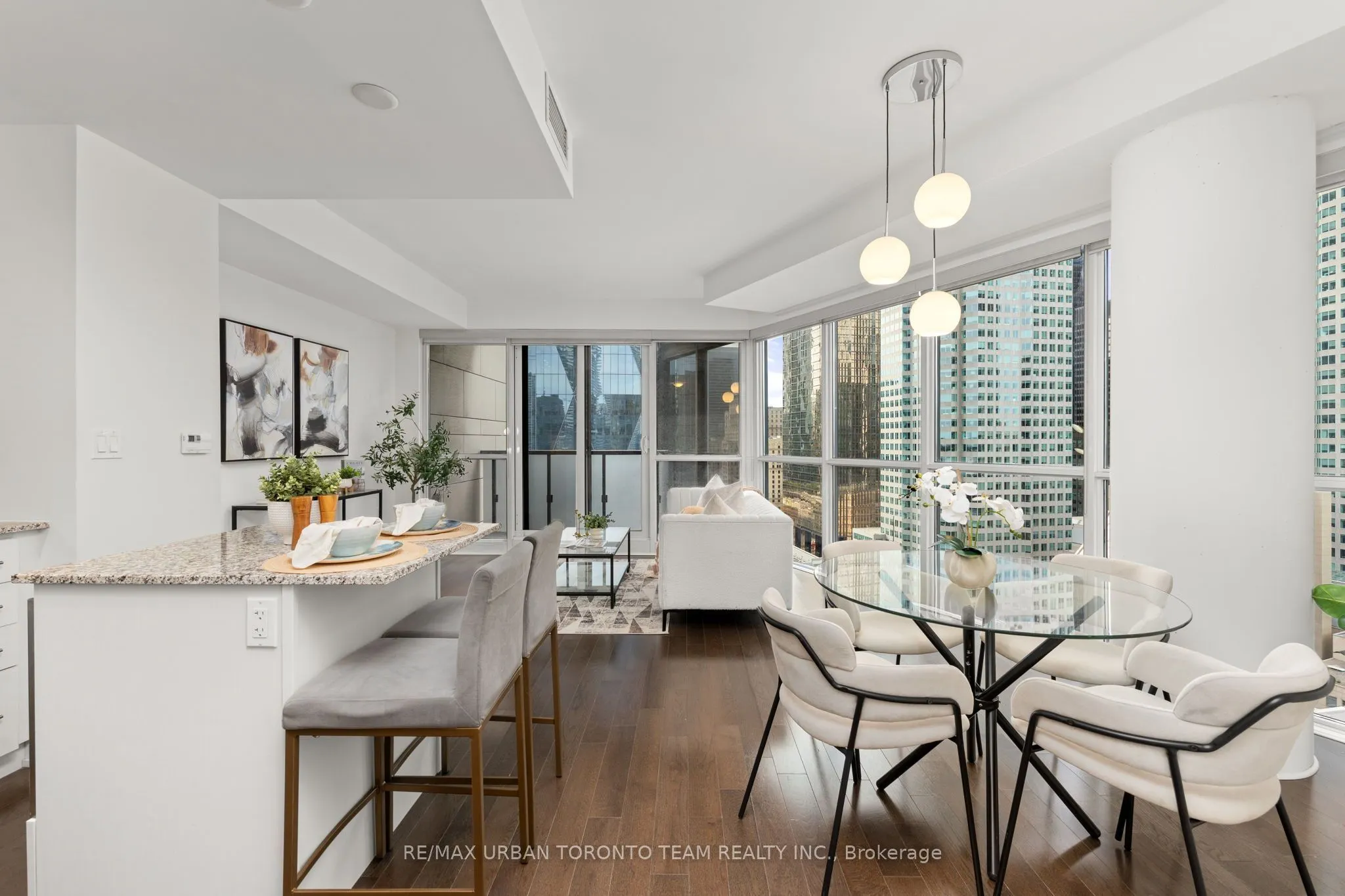 1 The Esplanade Avenue #2104
