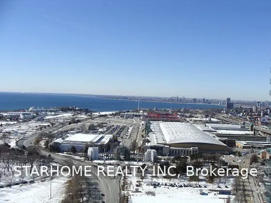 215 Fort York Boulevard #3307