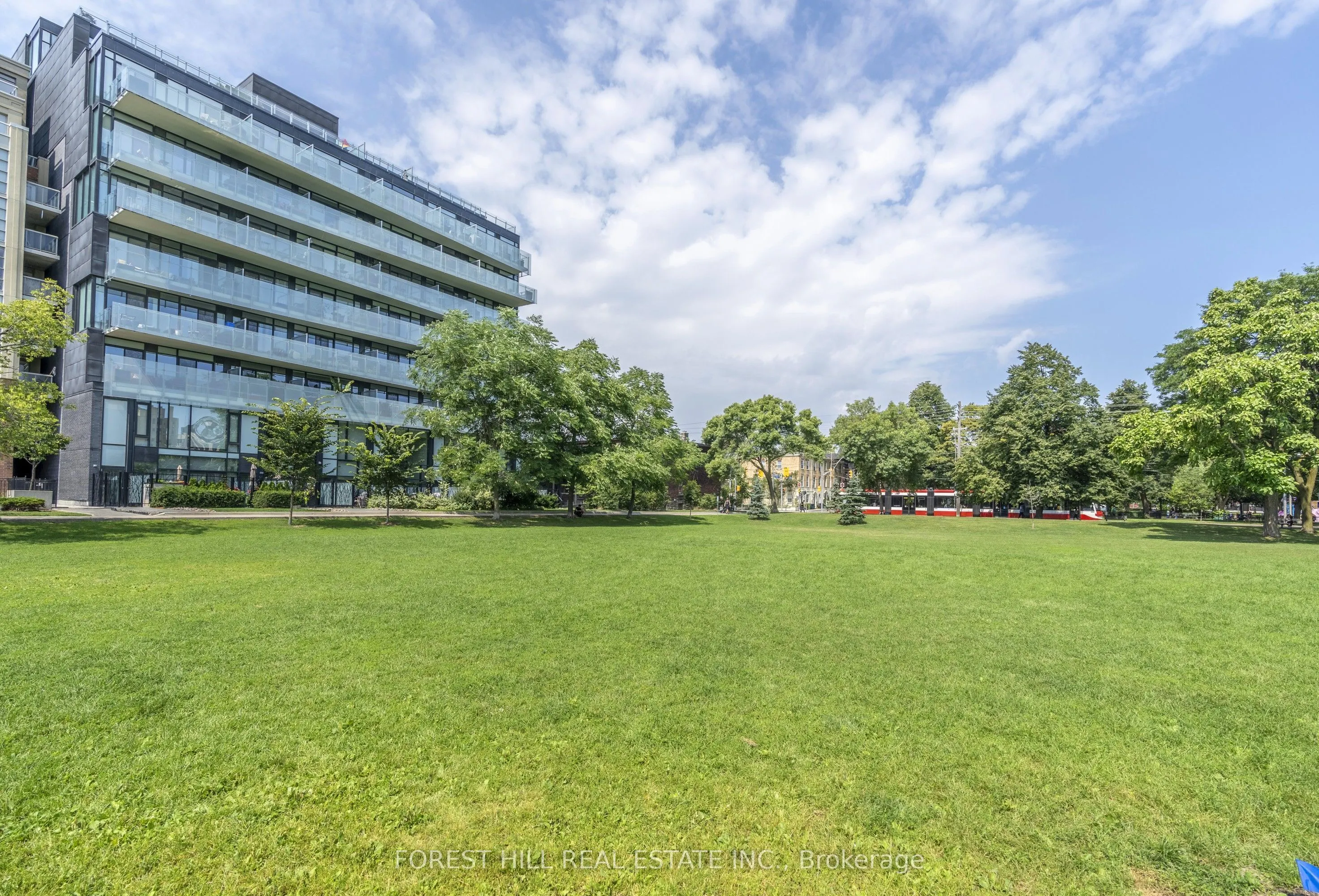 25 Stafford Street #611