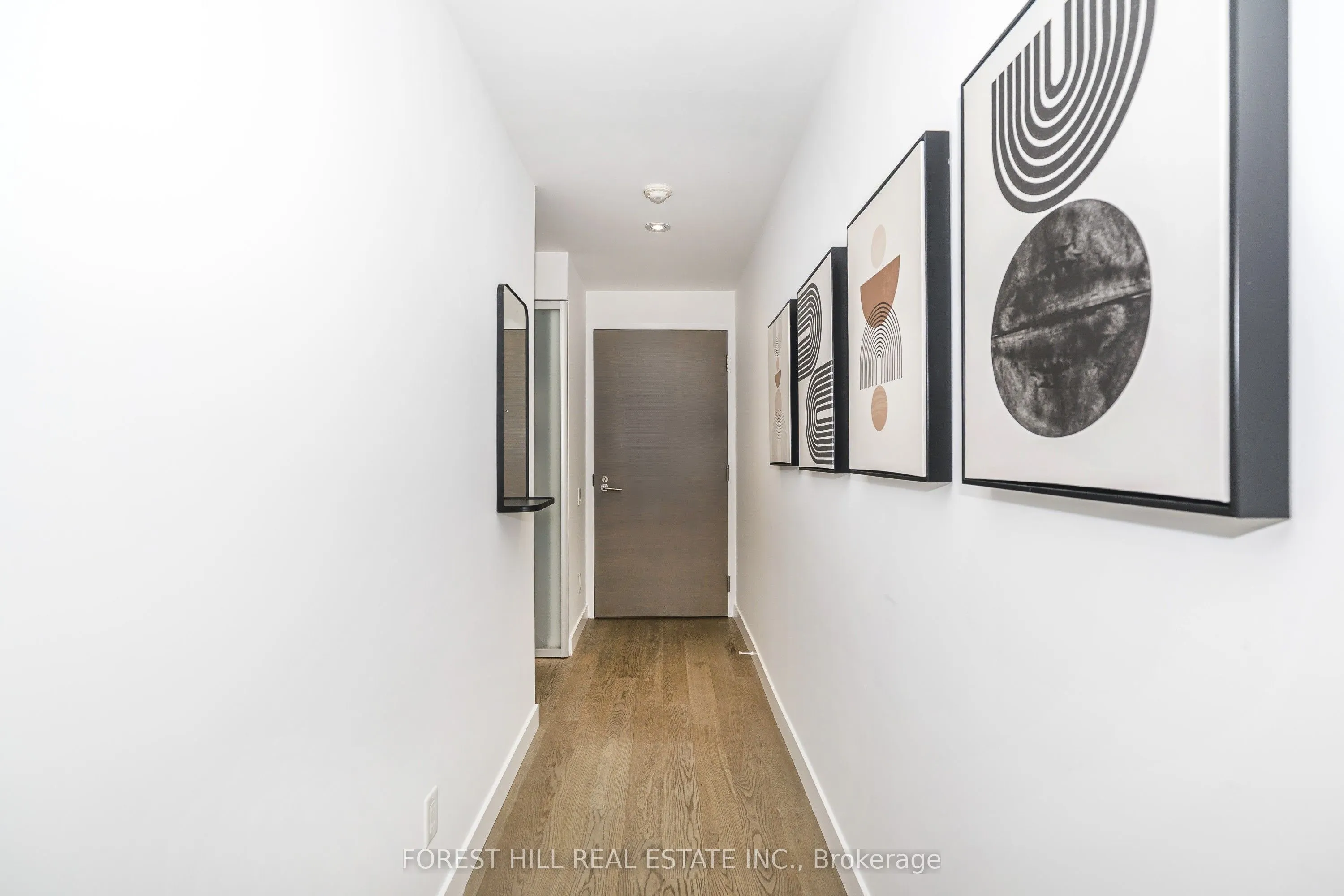 25 Stafford Street #611