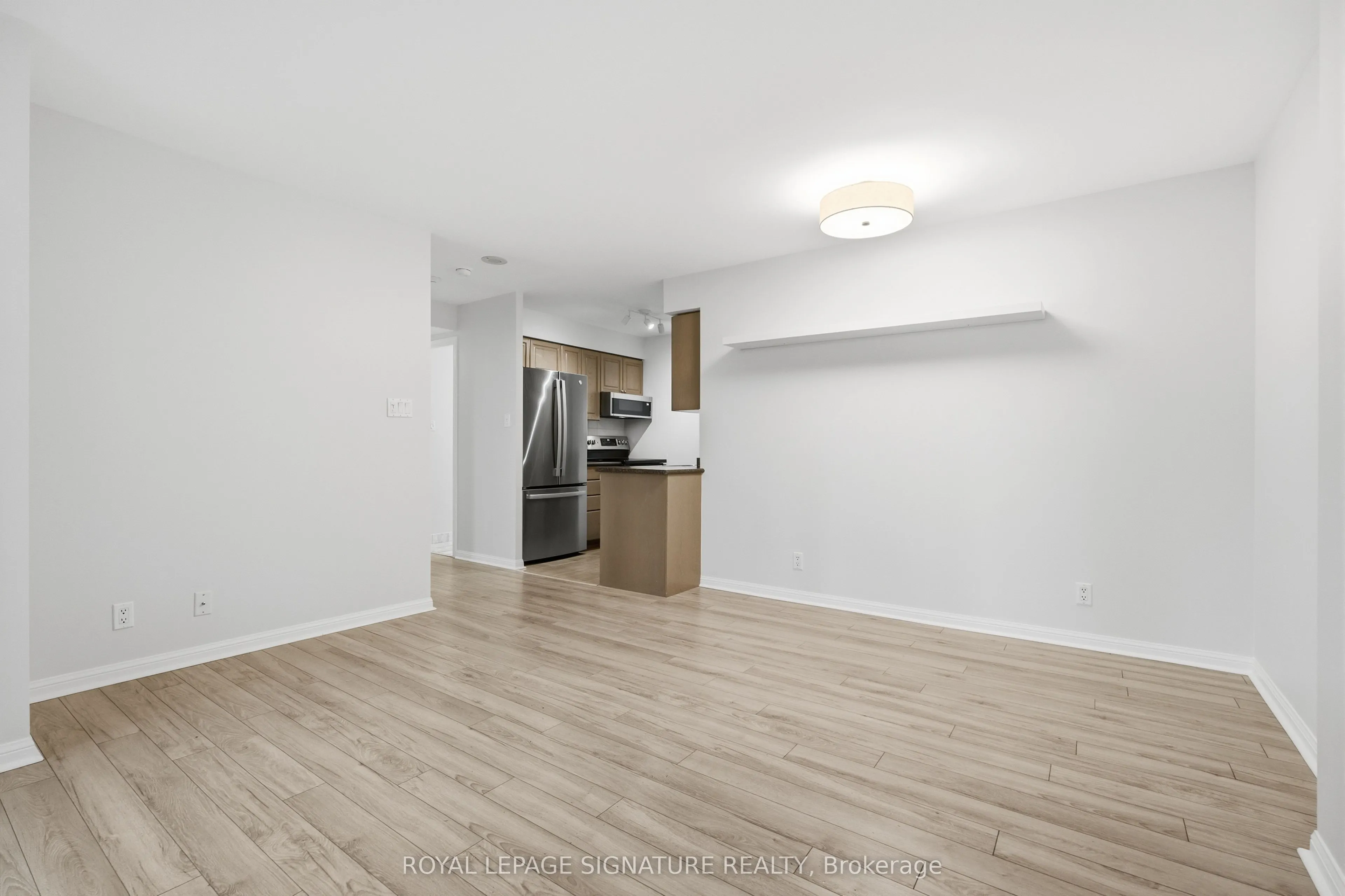 228 Queens Quay W #701