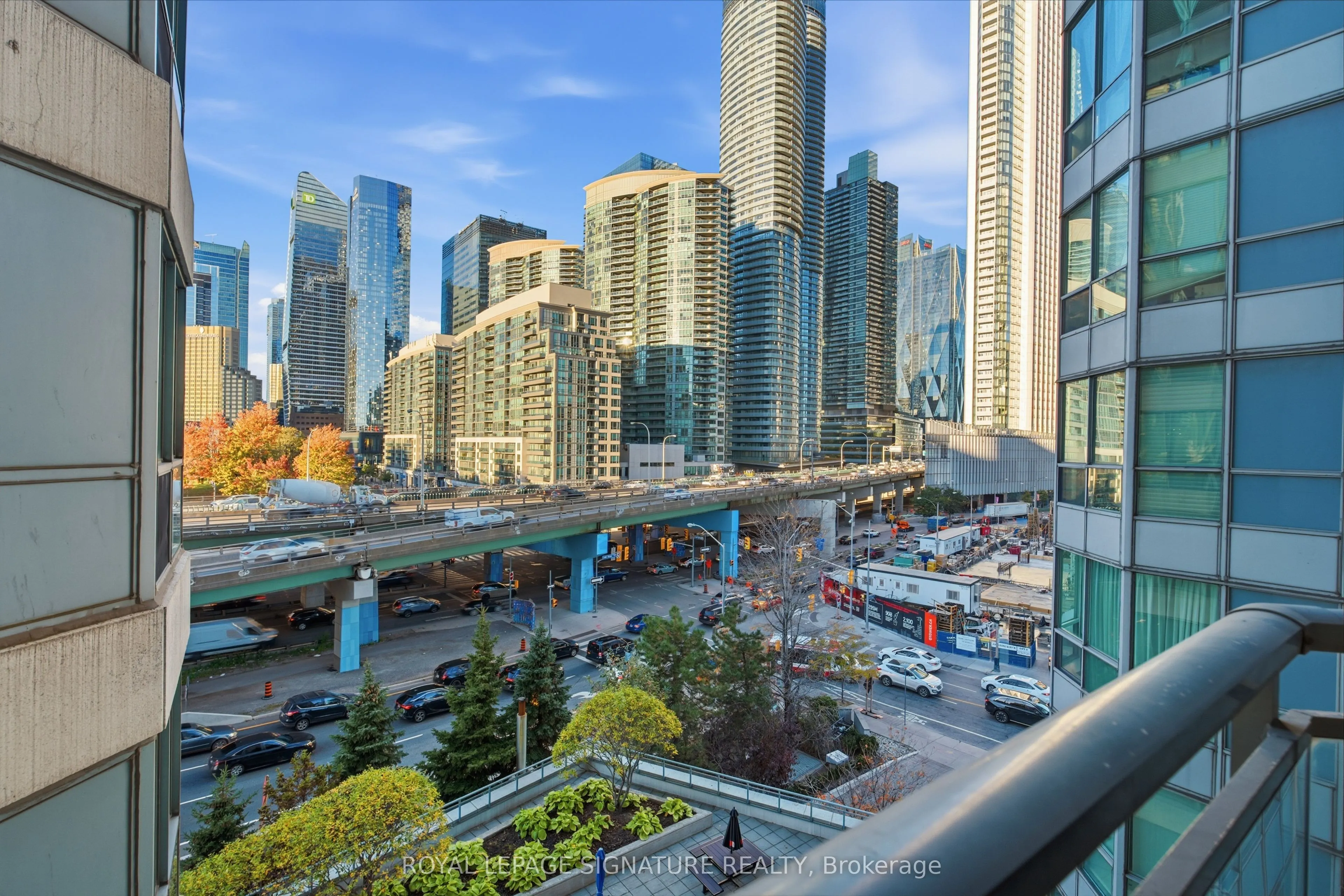 228 Queens Quay W #701