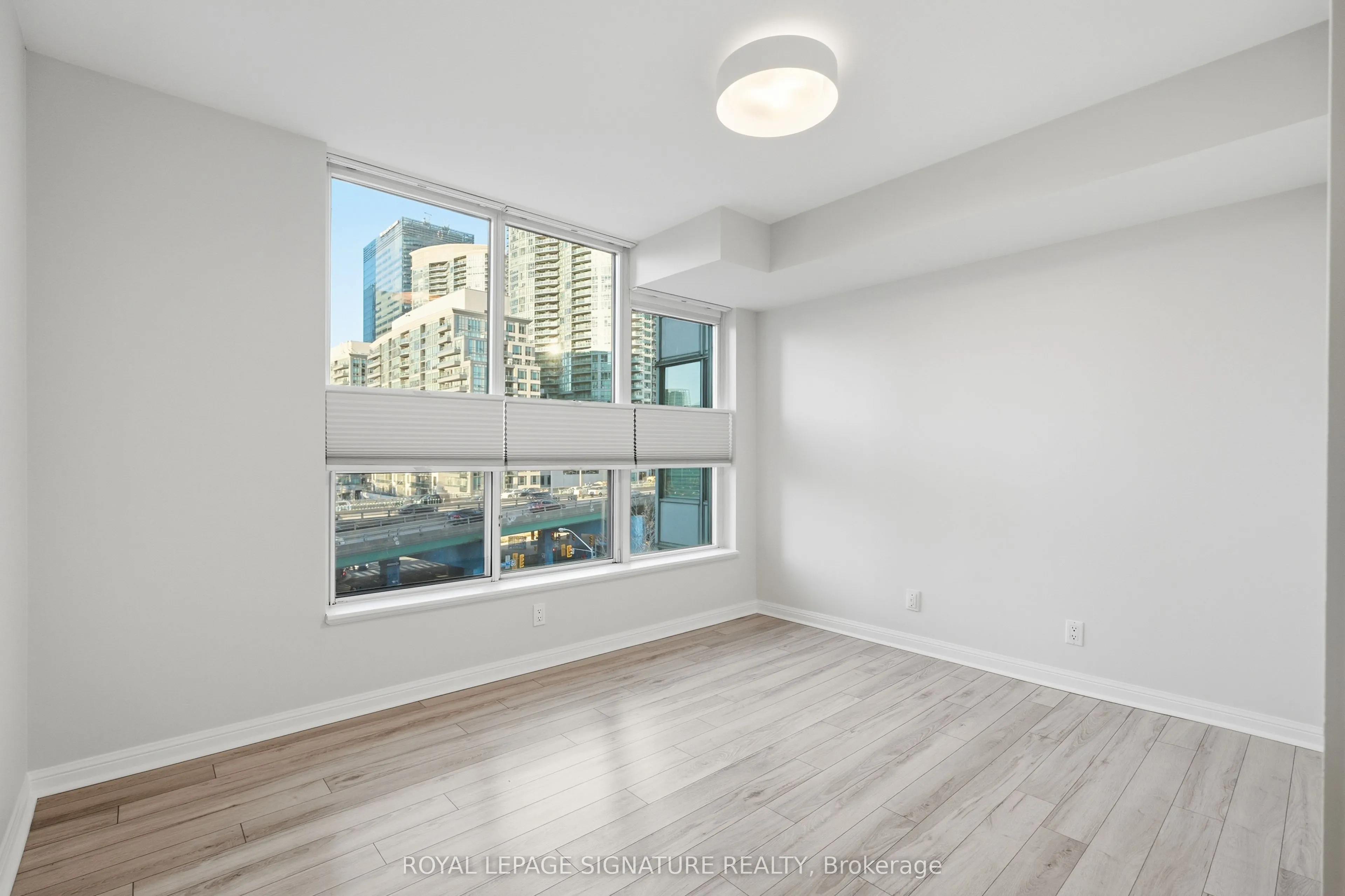 228 Queens Quay W #701