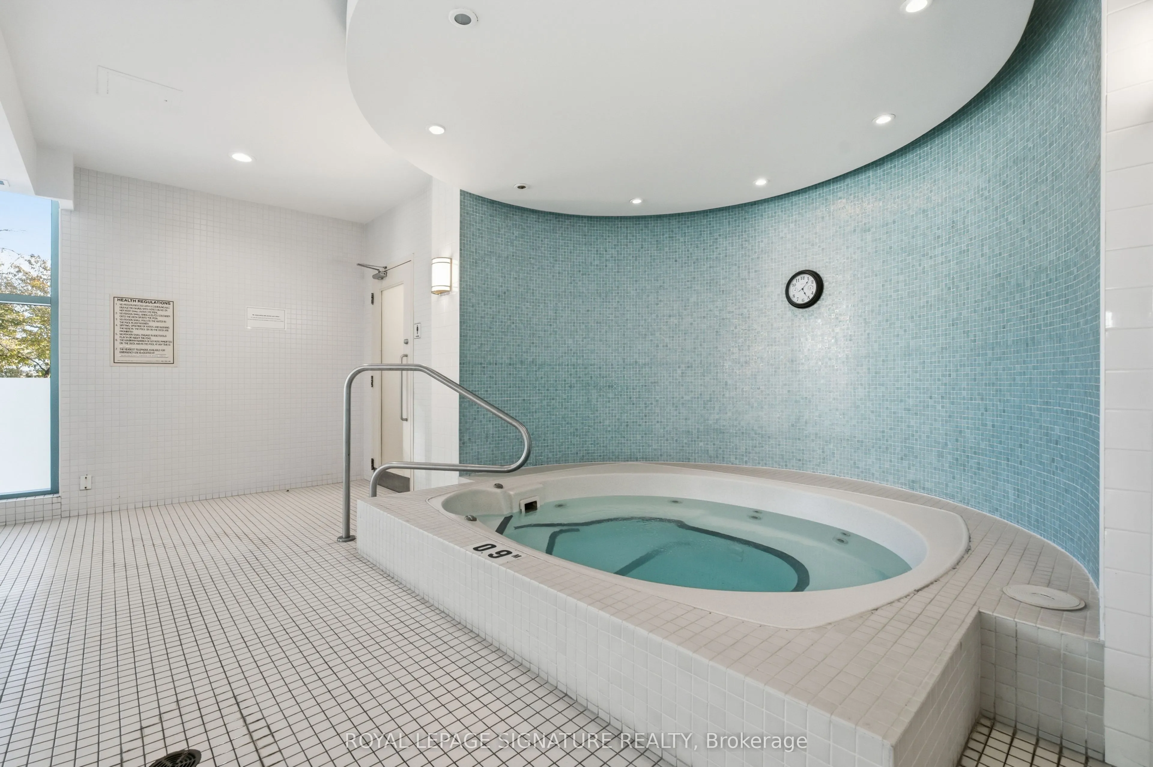 228 Queens Quay W #701