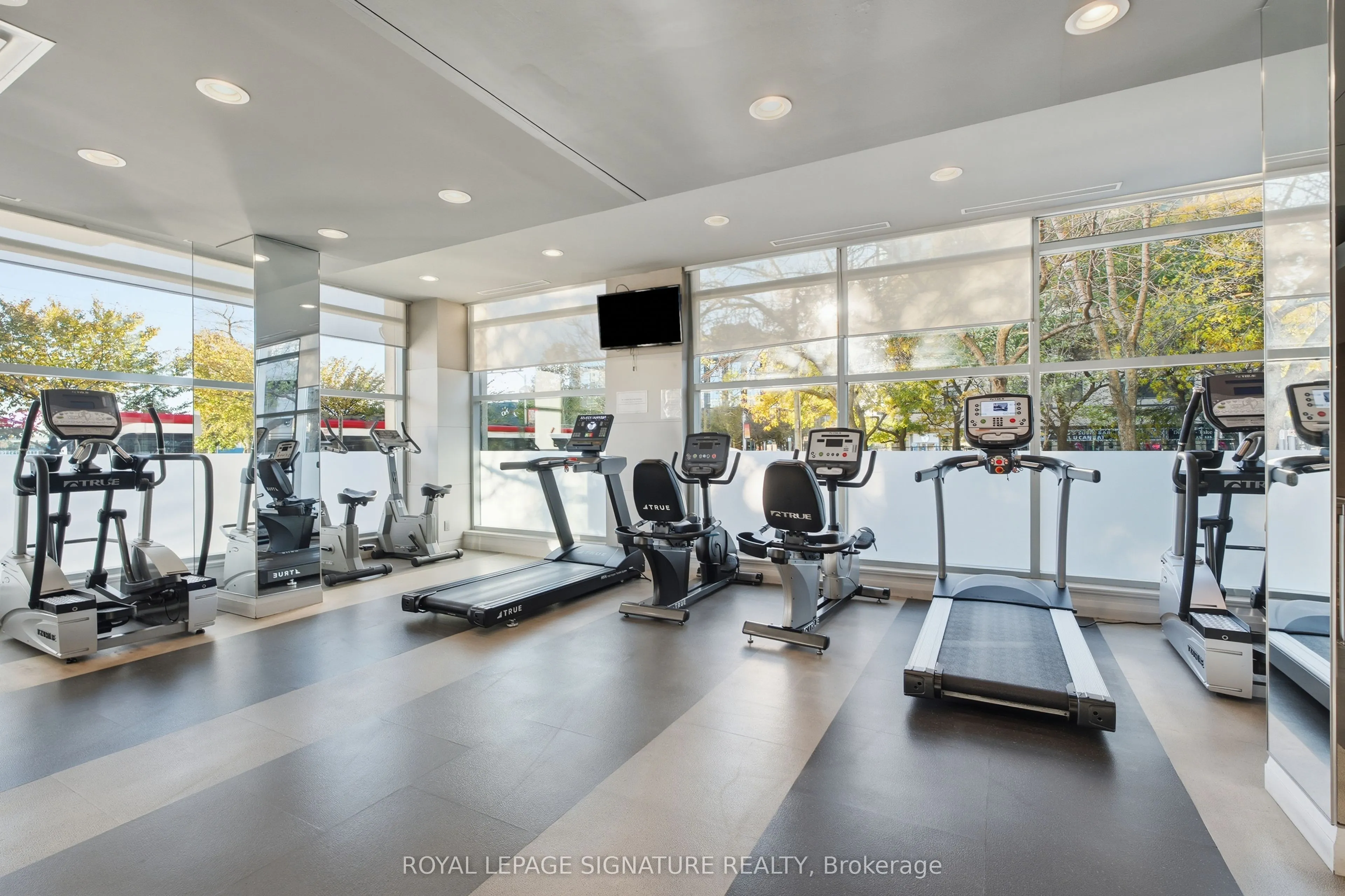 228 Queens Quay W #701