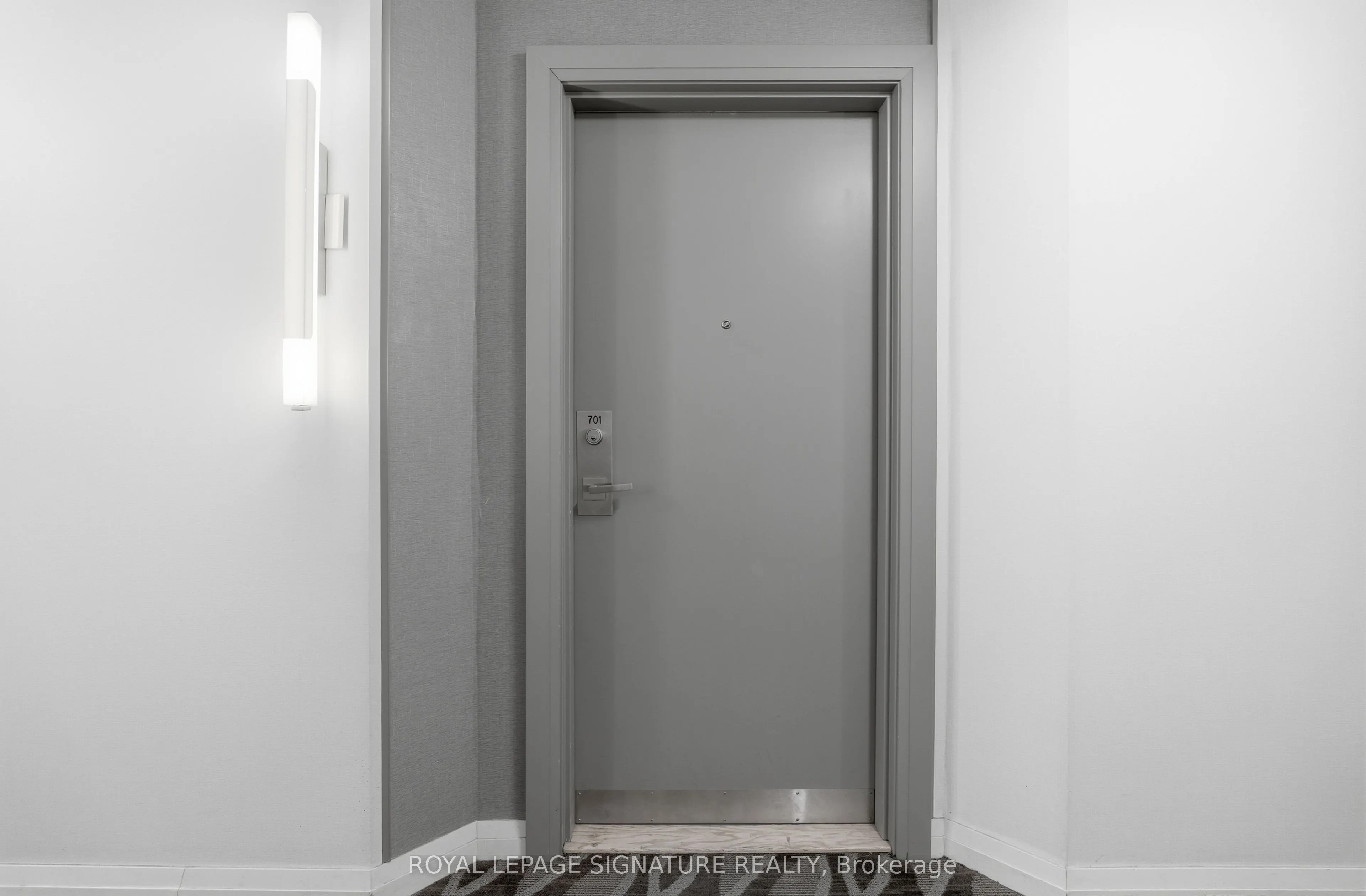 228 Queens Quay W #701