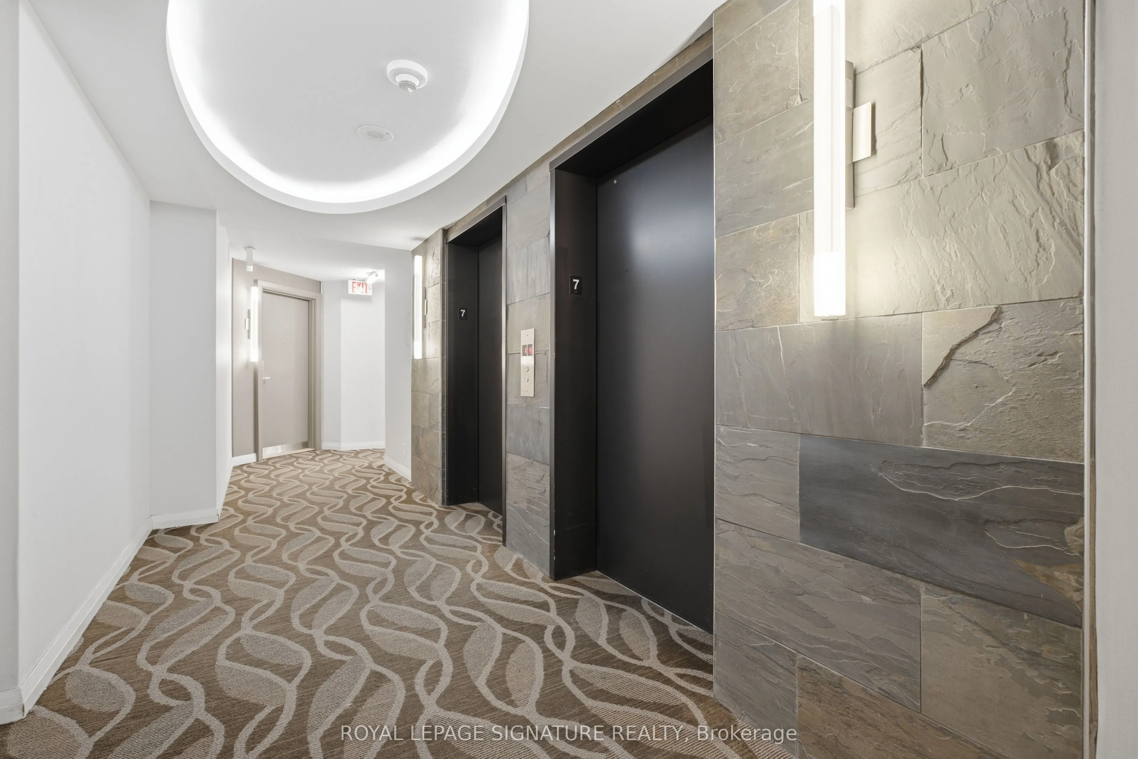 228 Queens Quay W #701