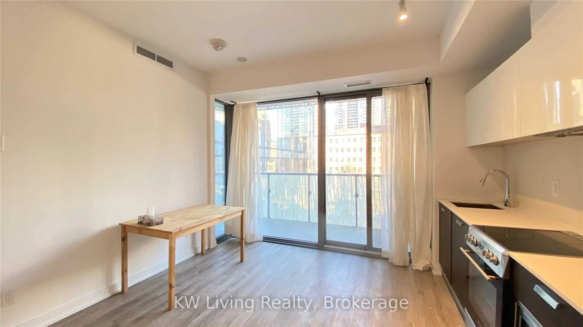 50 Charles Street E #411