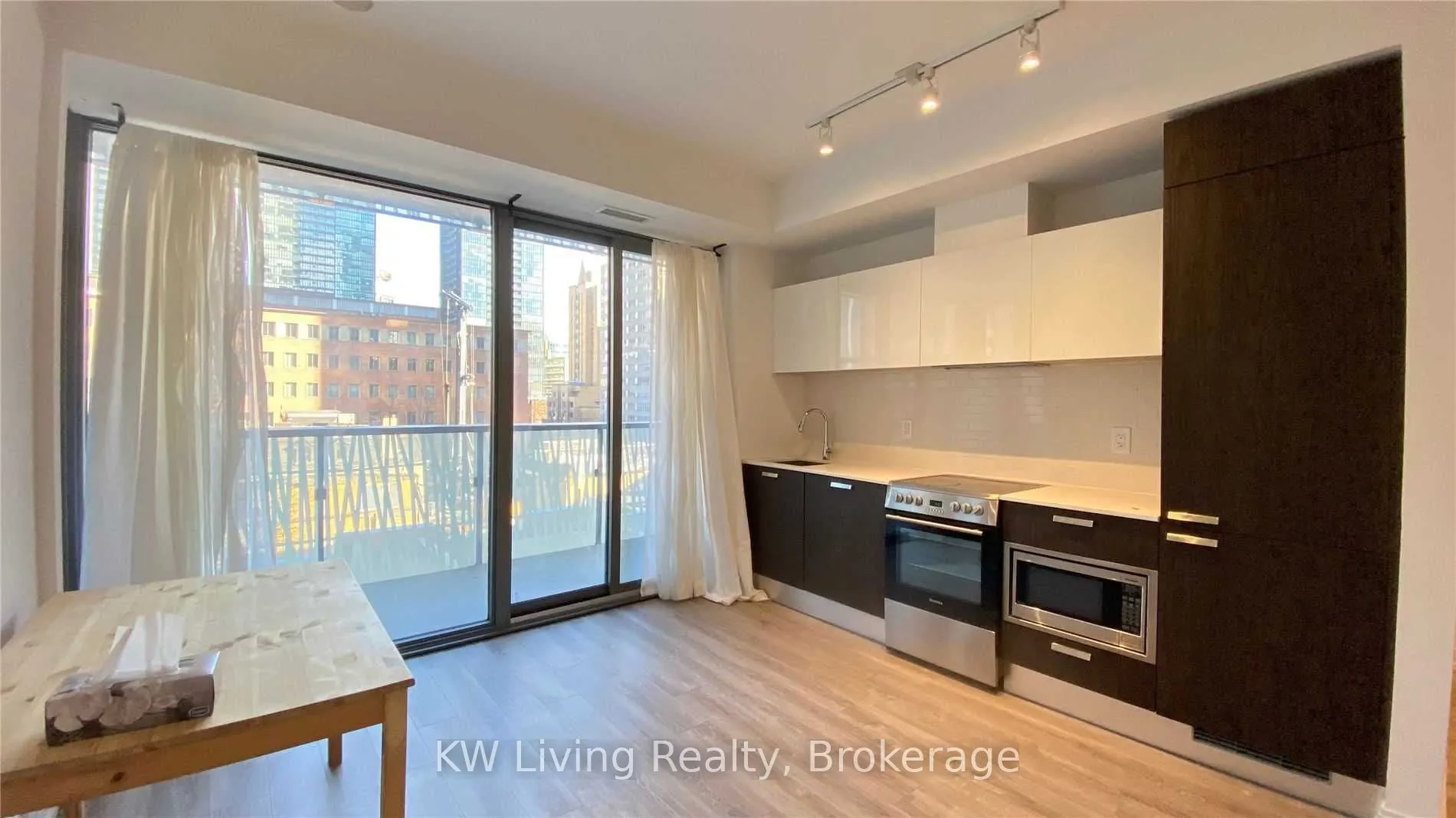 50 Charles Street E #411