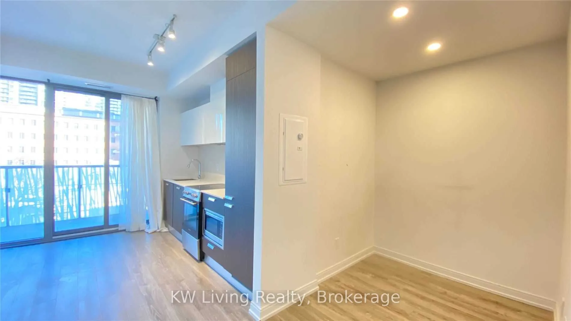 50 Charles Street E #411