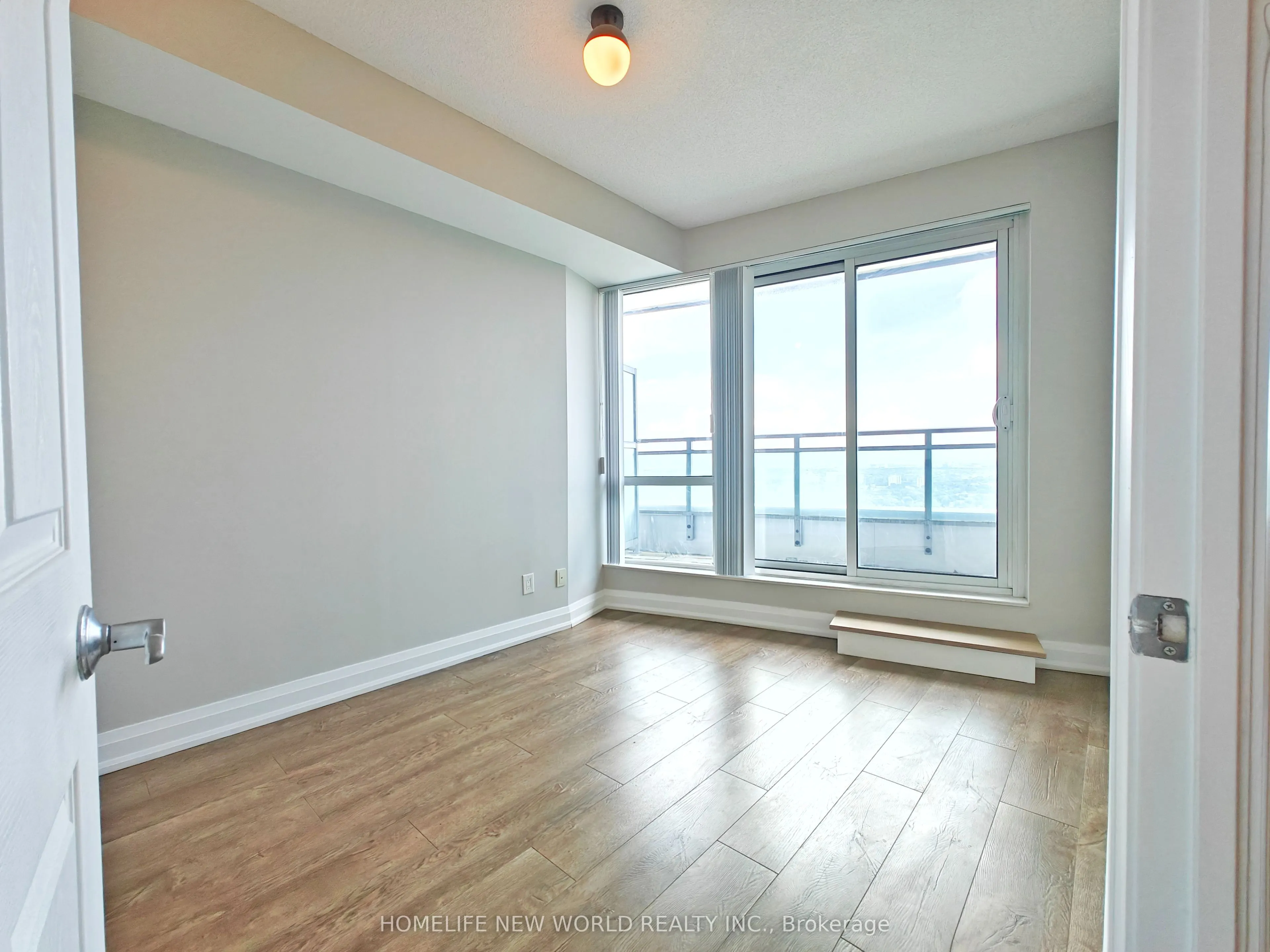 18 Holmes Avenue #Lph07