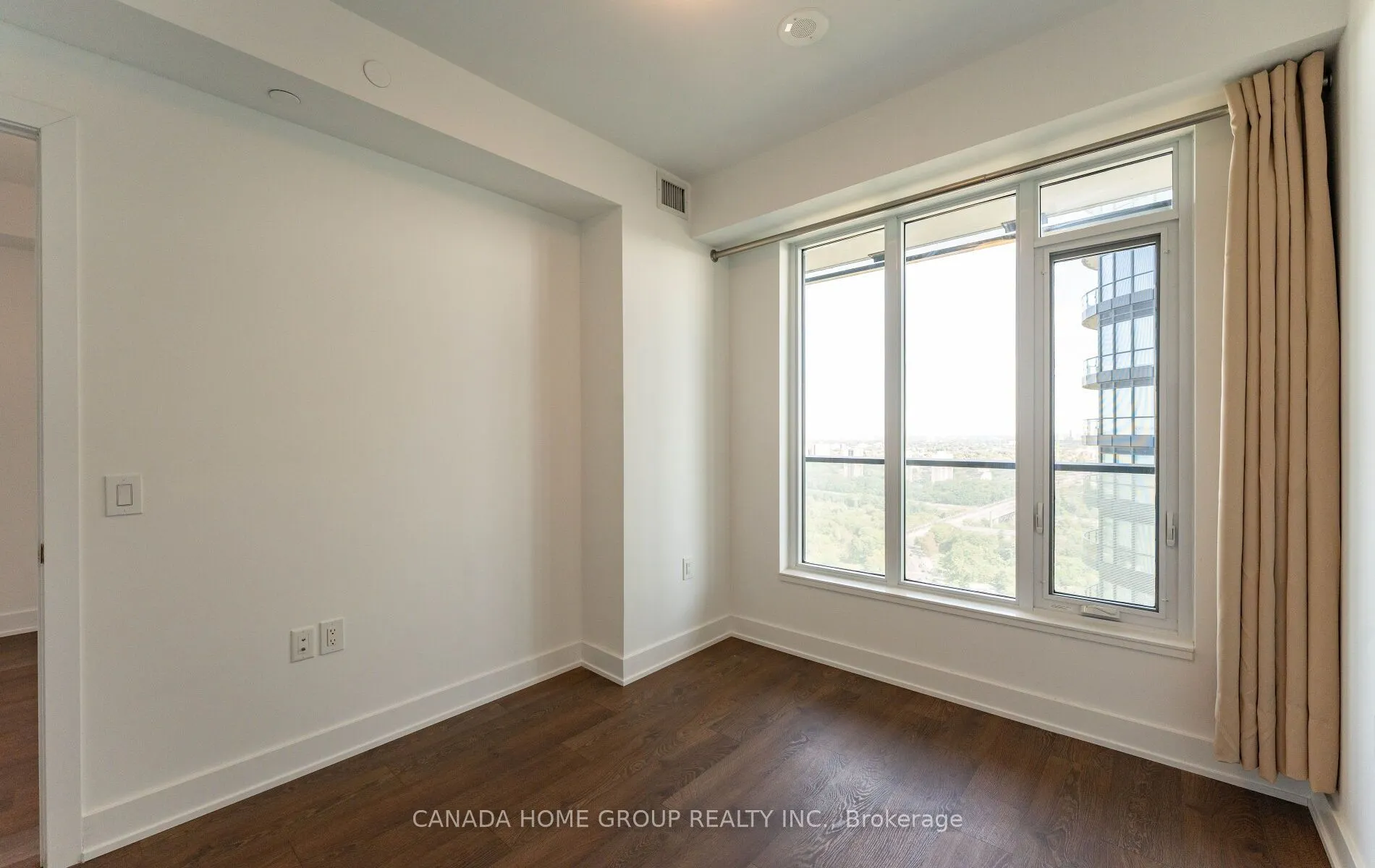 575 Bloor Street E #3405