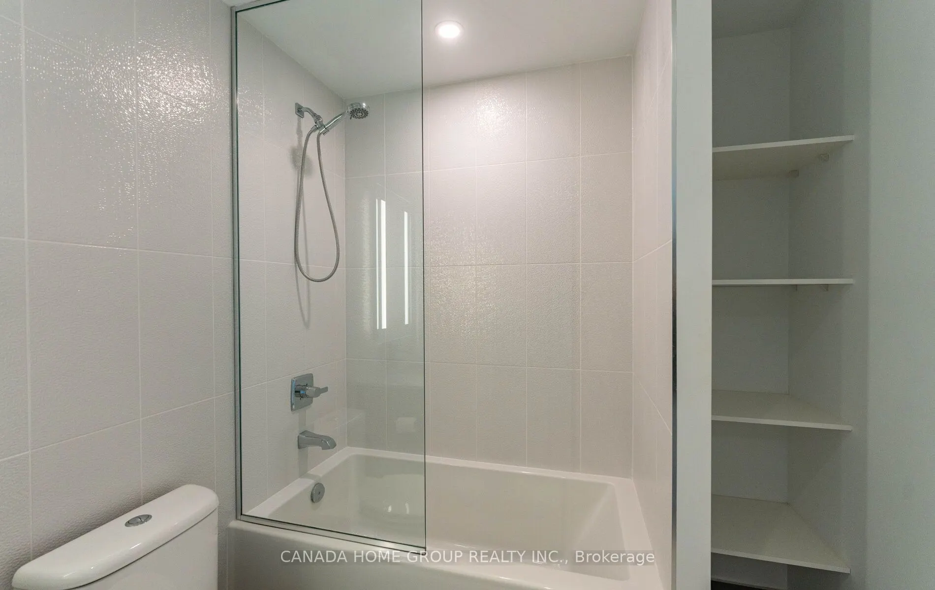 575 Bloor Street E #3405