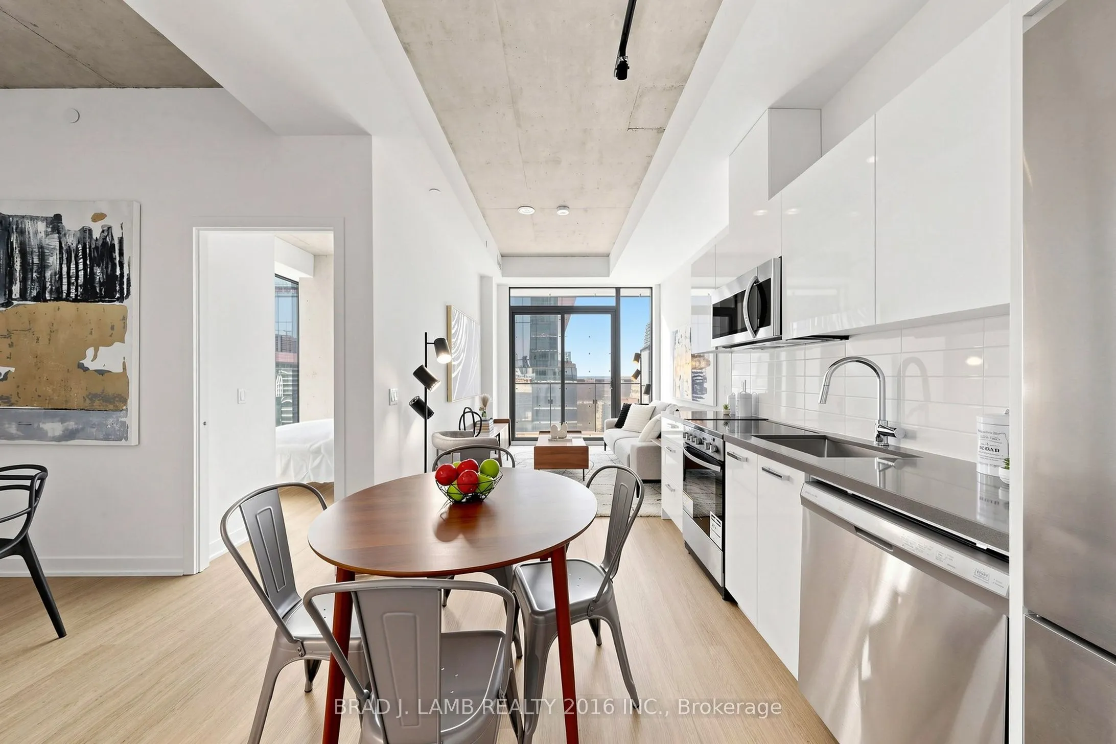 284 King Street E #1602