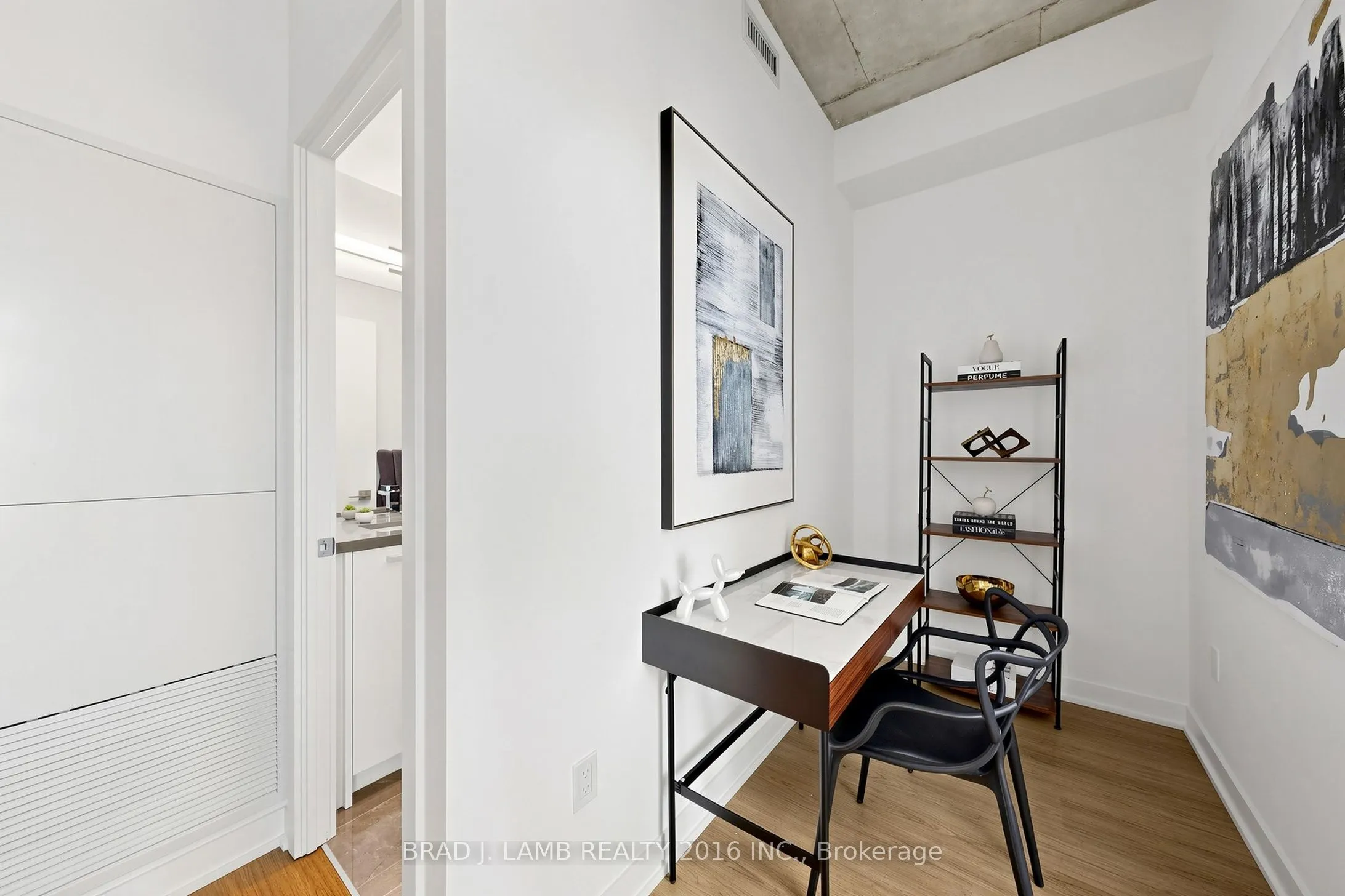 284 King Street E #1602