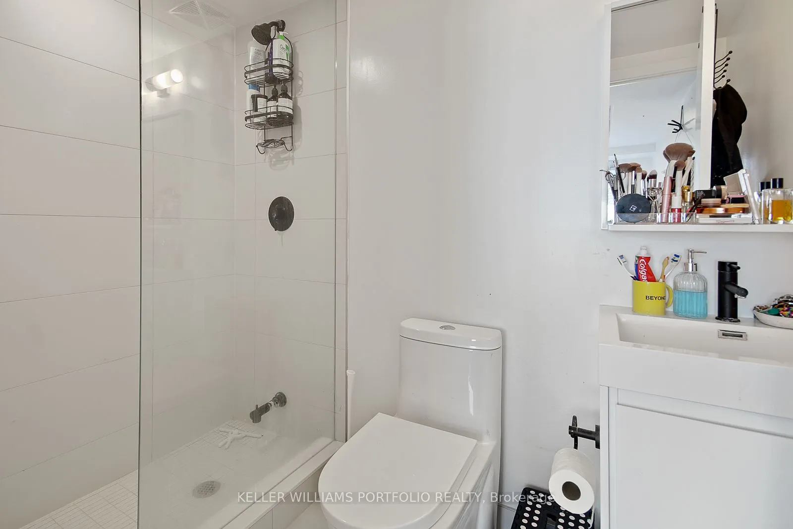 2 Augusta Avenue #603