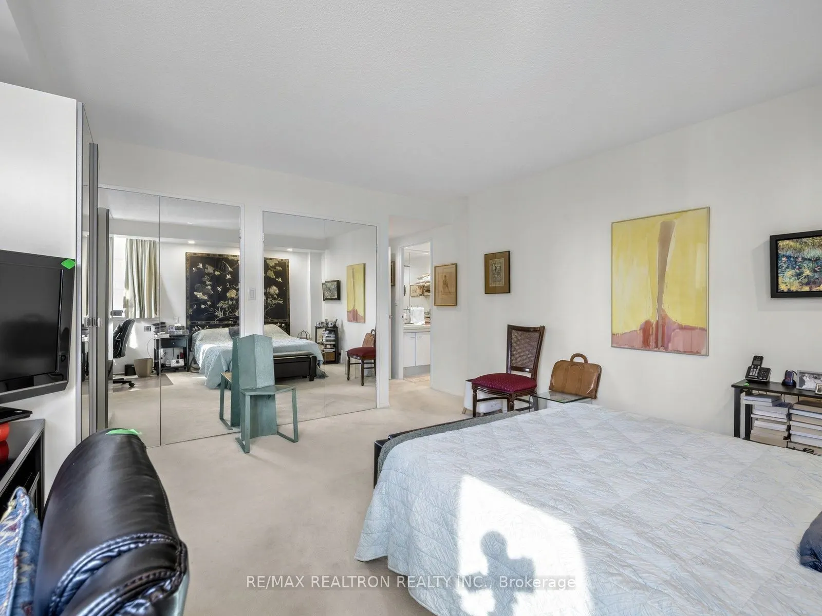 260 Heath Street W #1502